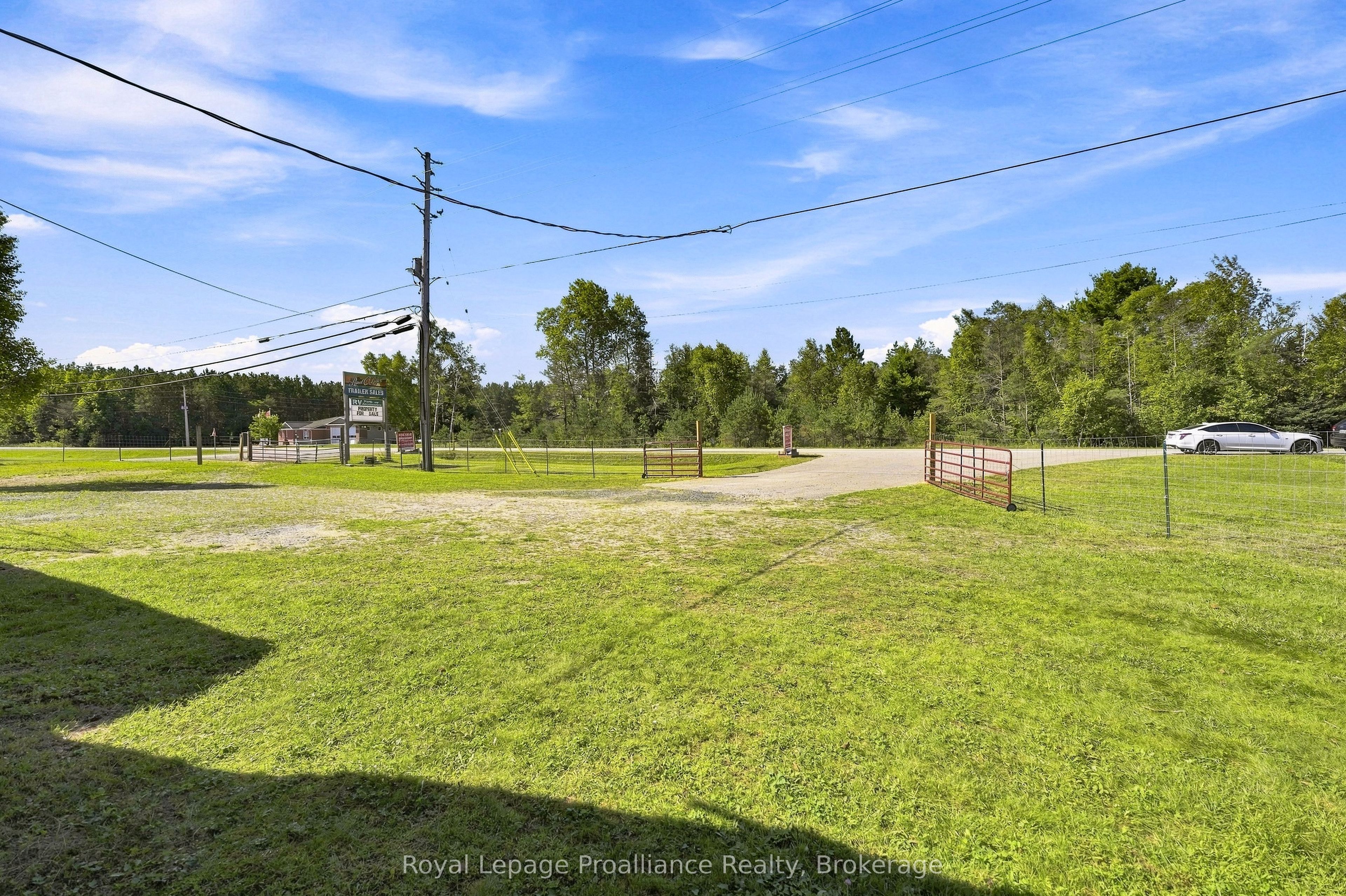 12541 Highway 41 Property Photo 44