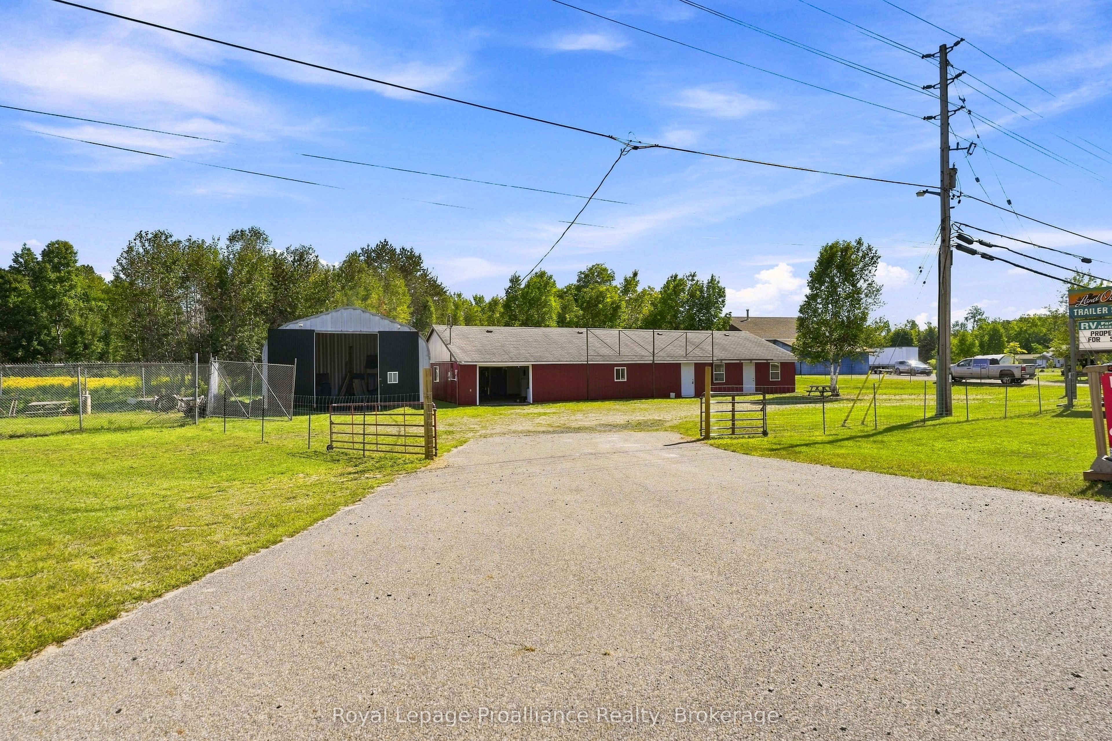 12541 Highway 41 Property Photo 46