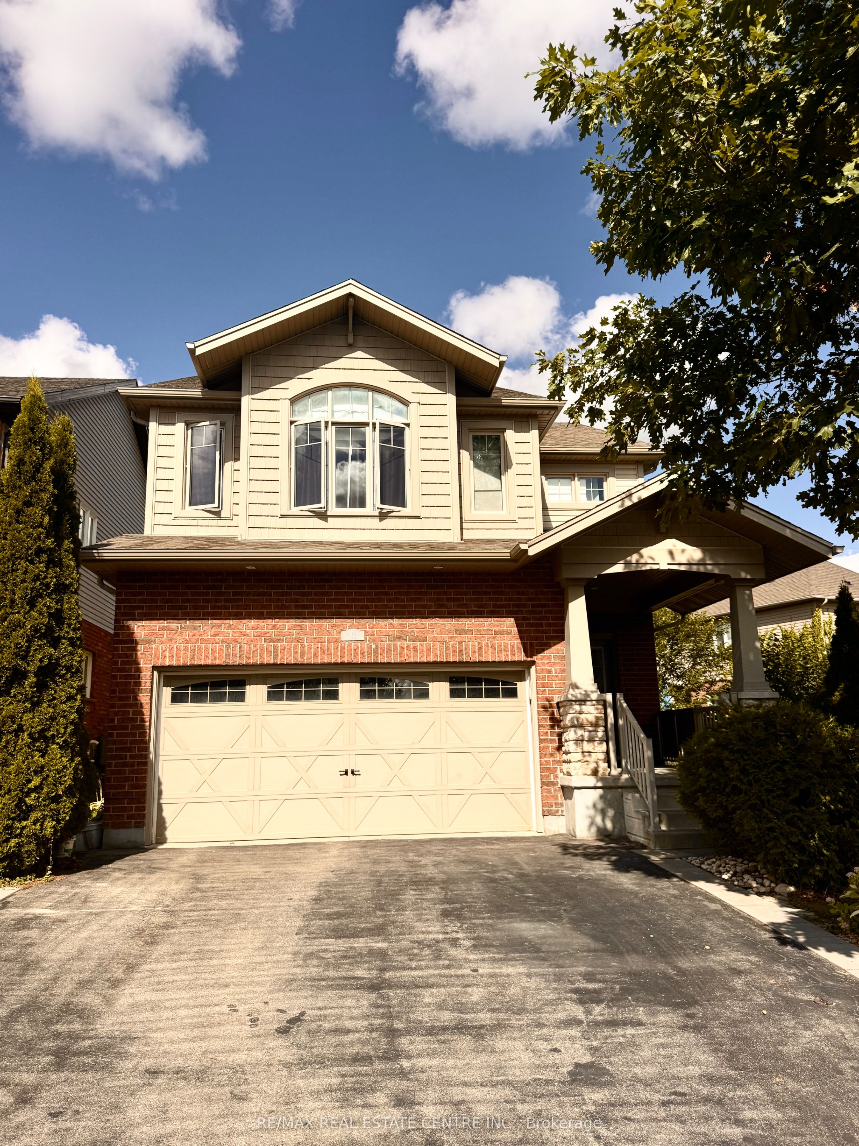 32 Hodgson Drive Property Photo 1