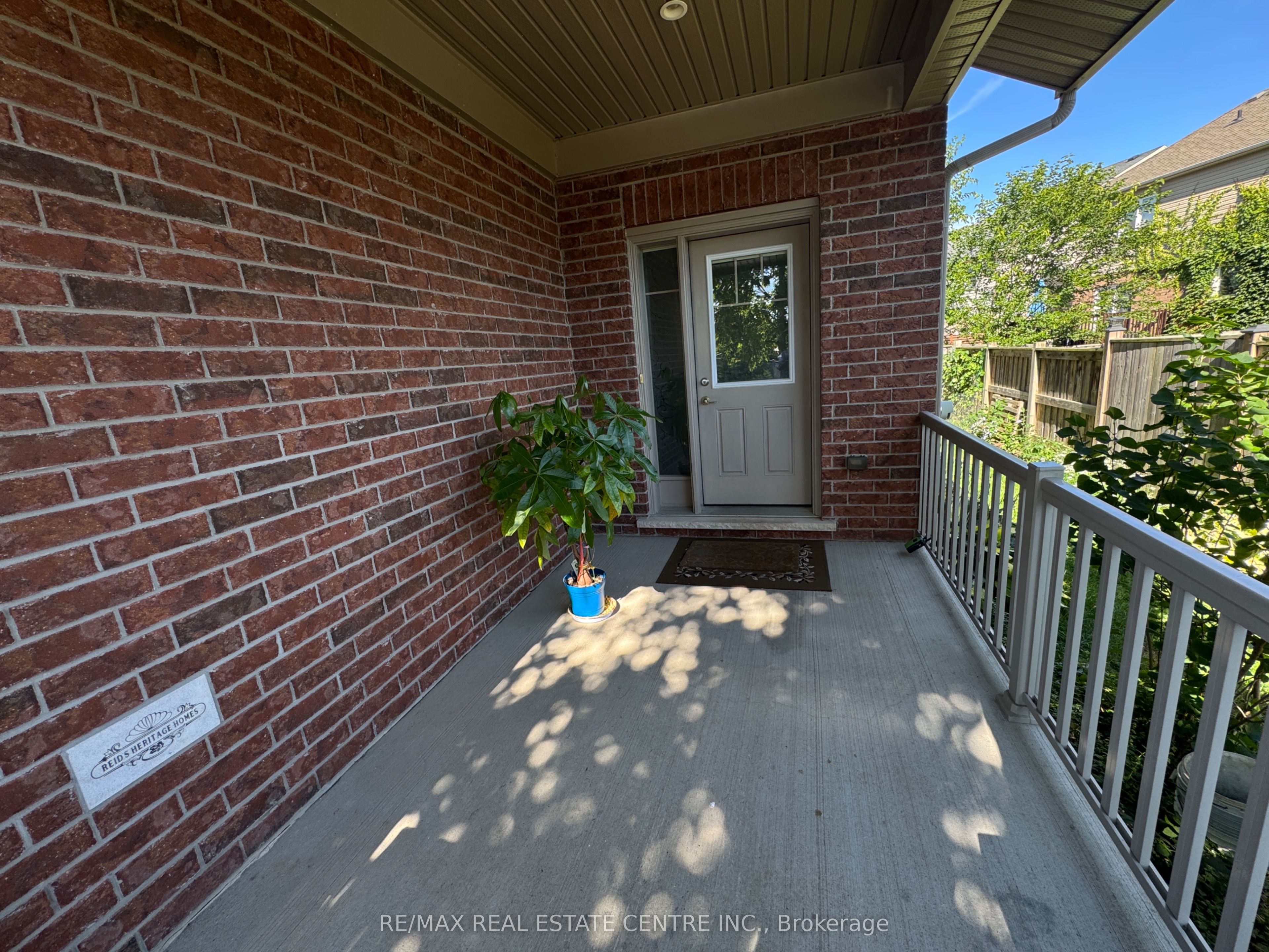32 Hodgson Drive Property Photo 2
