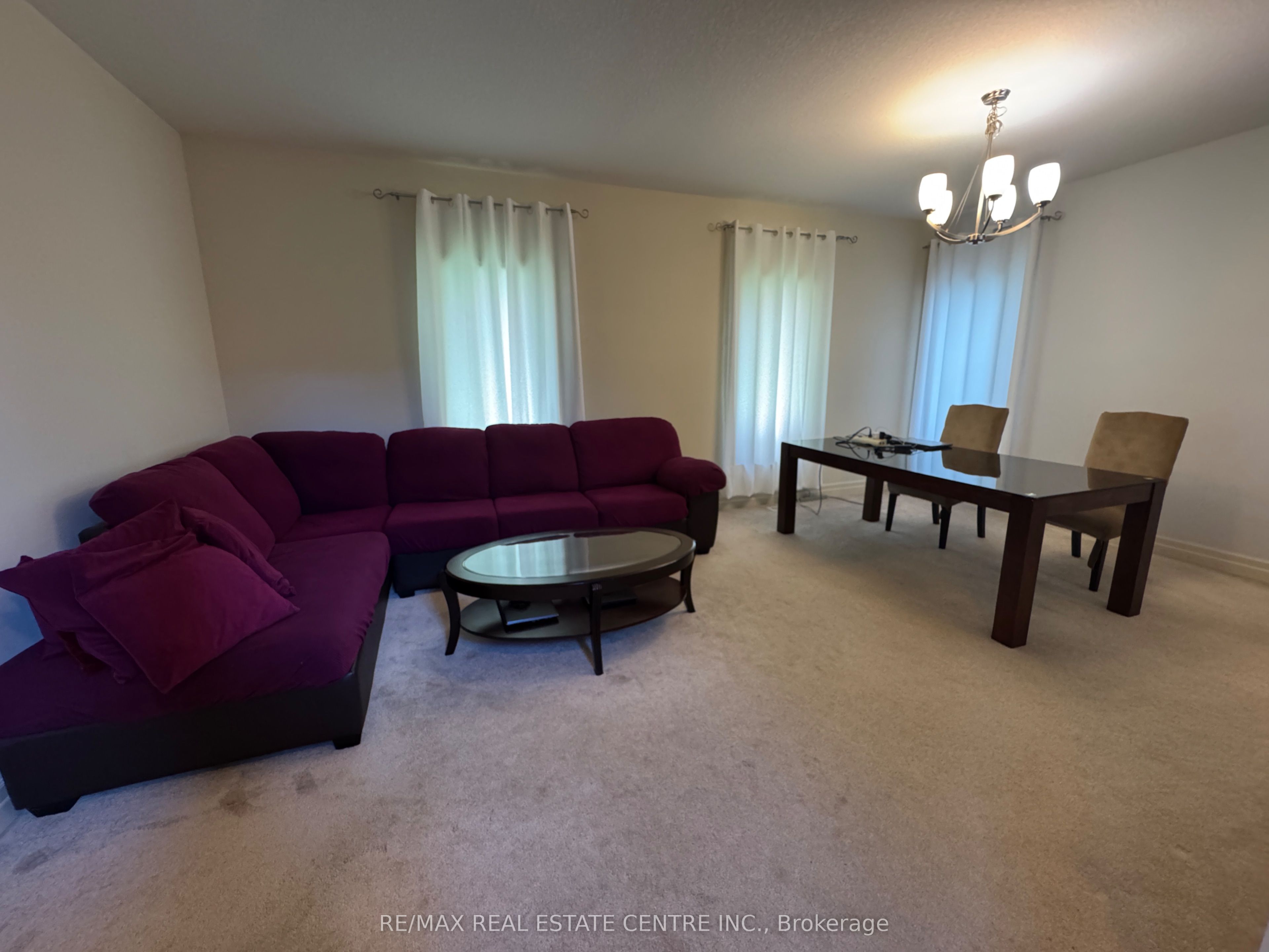 32 Hodgson Drive Property Photo 5