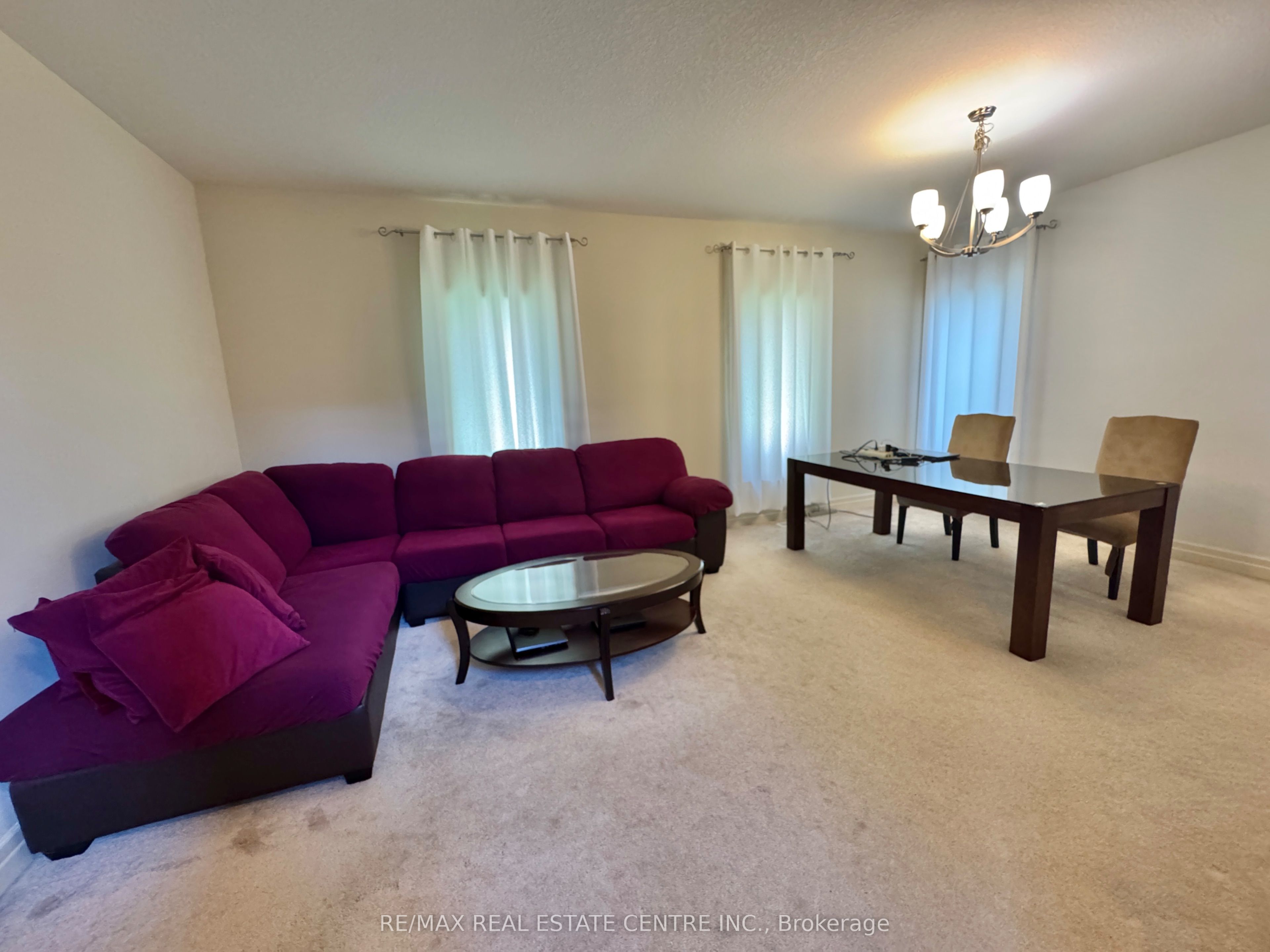 32 Hodgson Drive Property Photo 6