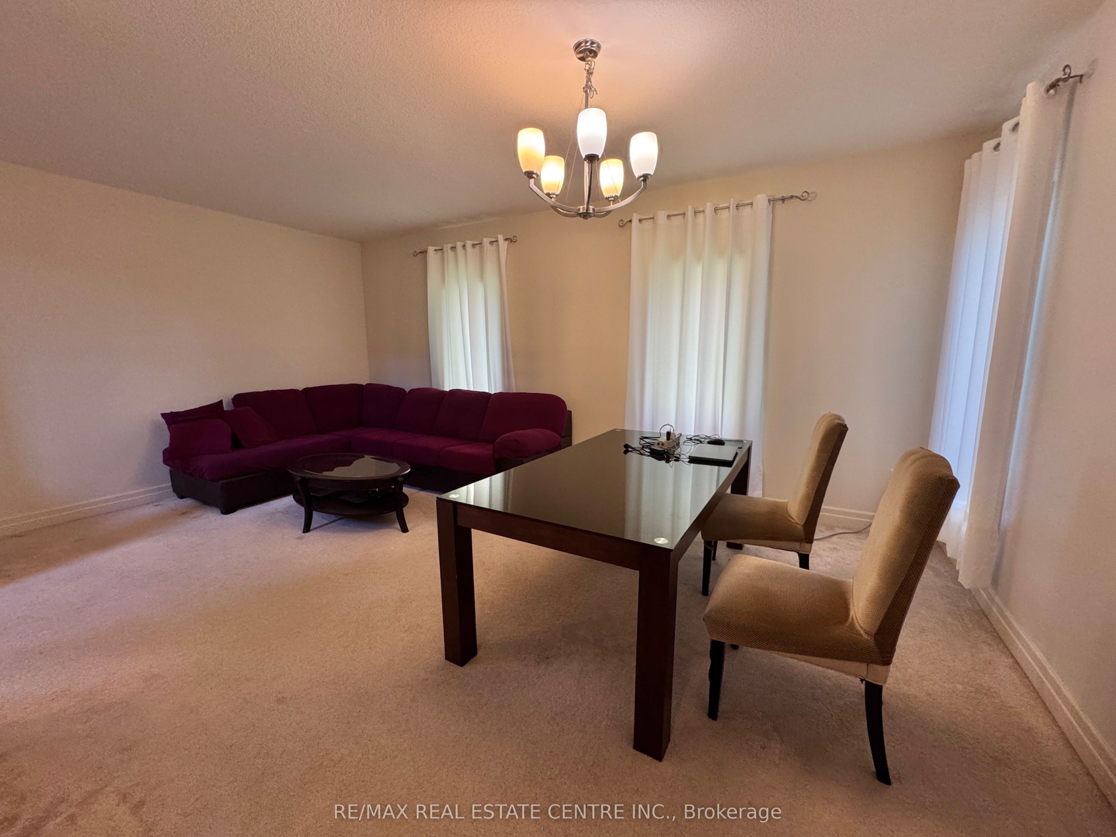 32 Hodgson Drive Property Photo 9