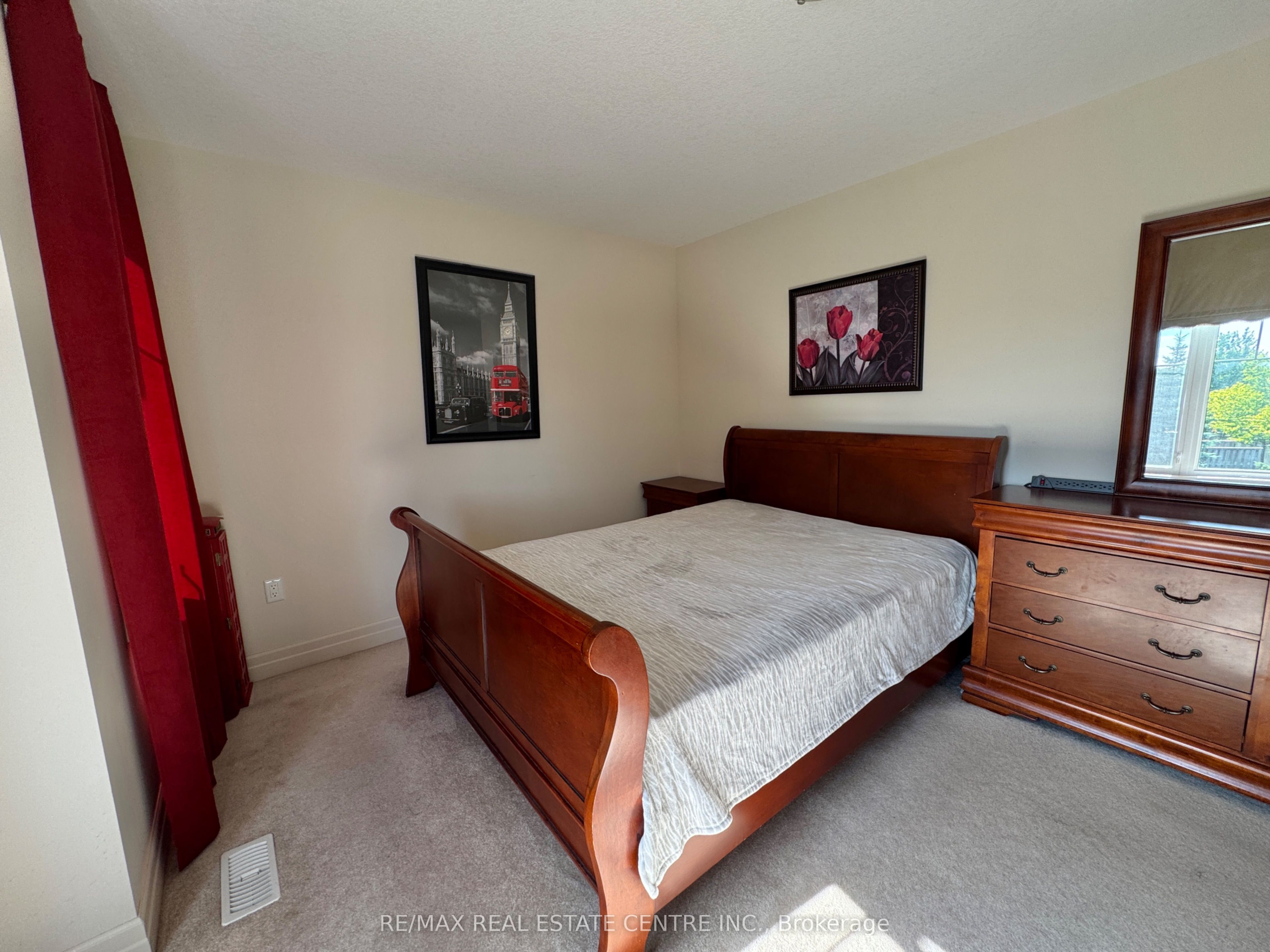 32 Hodgson Drive Property Photo 21
