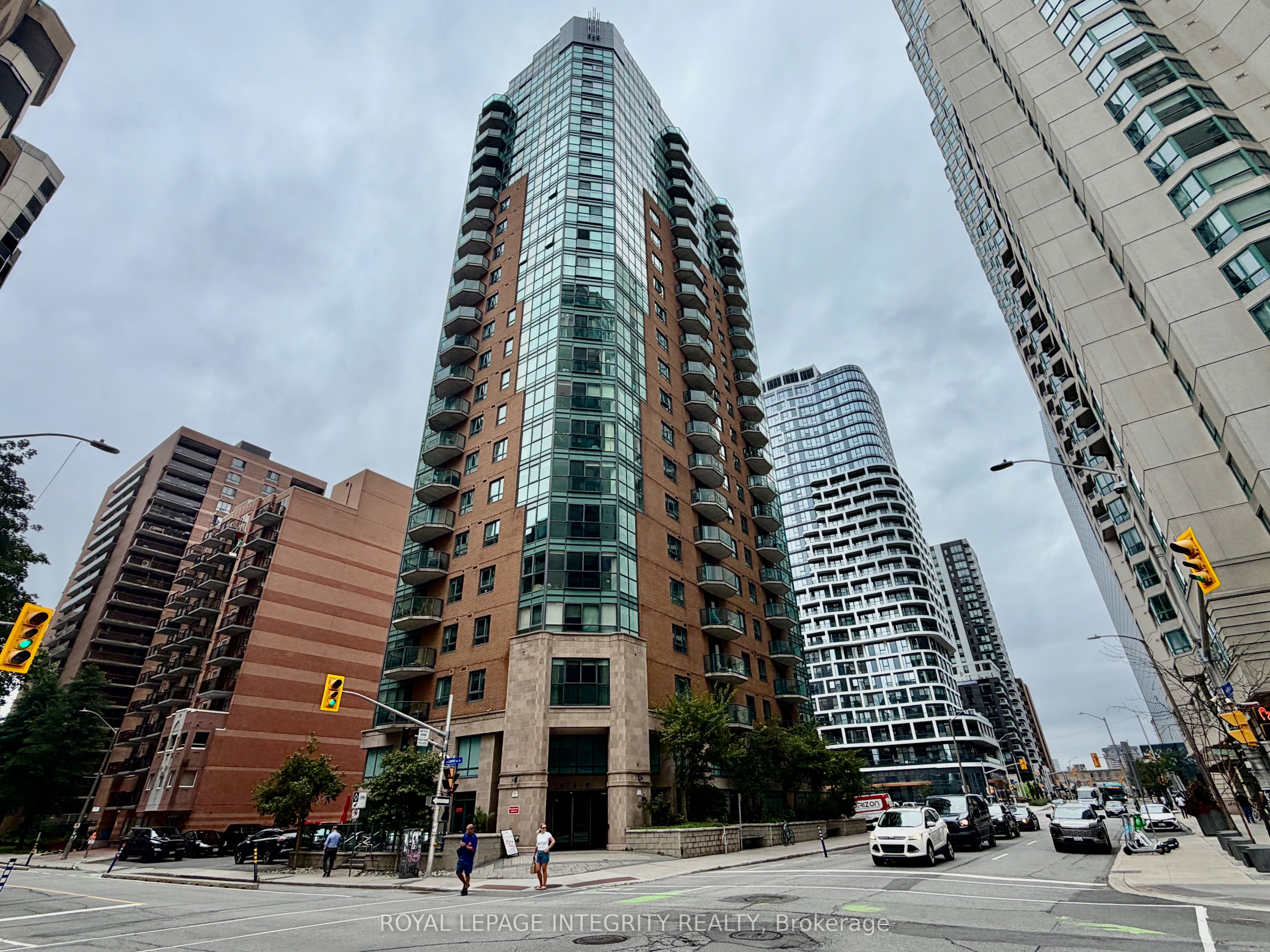 445 Laurier Avenue W 505 Property Photo 1
