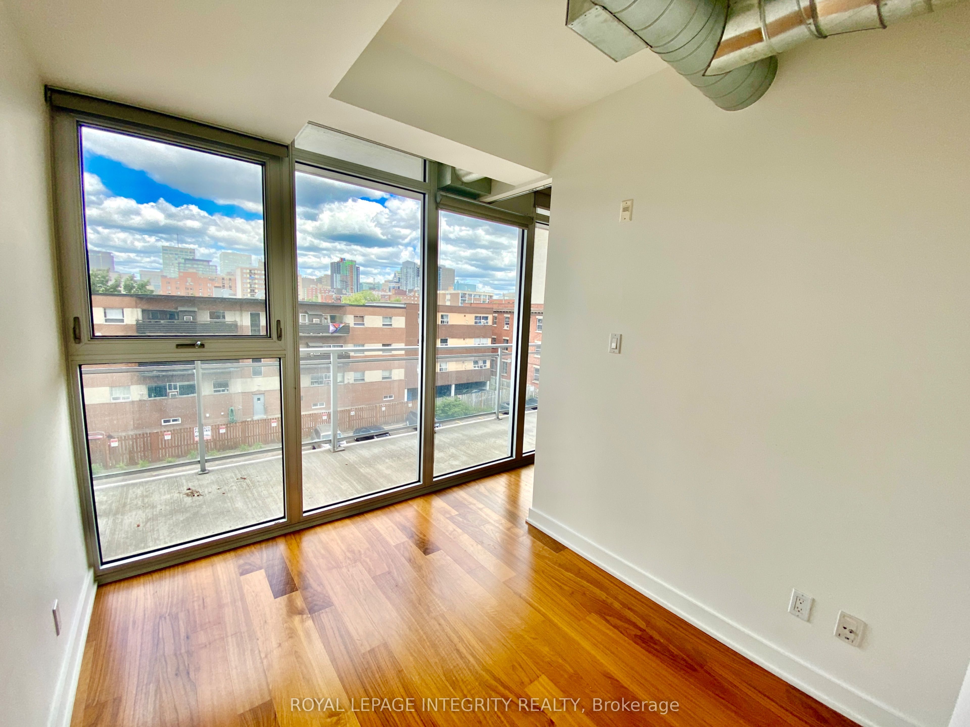 354 Gladstone Avenue 331 Property Photo 11