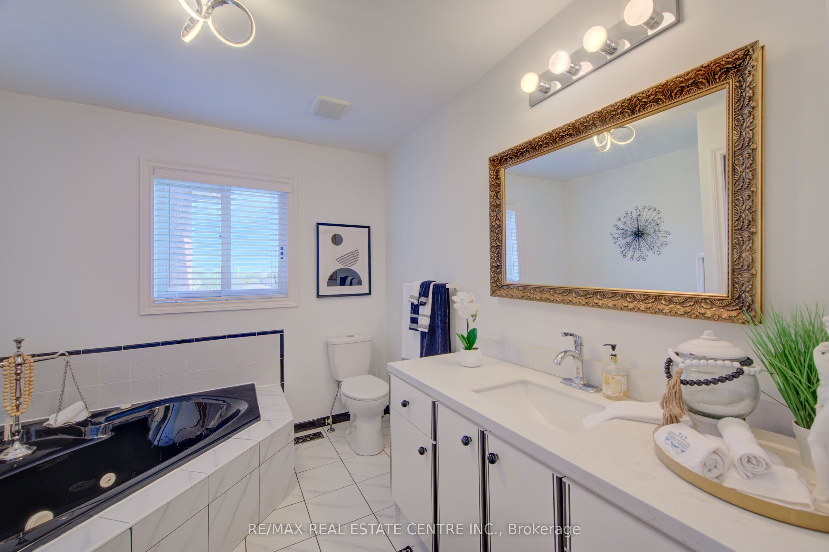 51 Copperfield Drive Property Photo 23