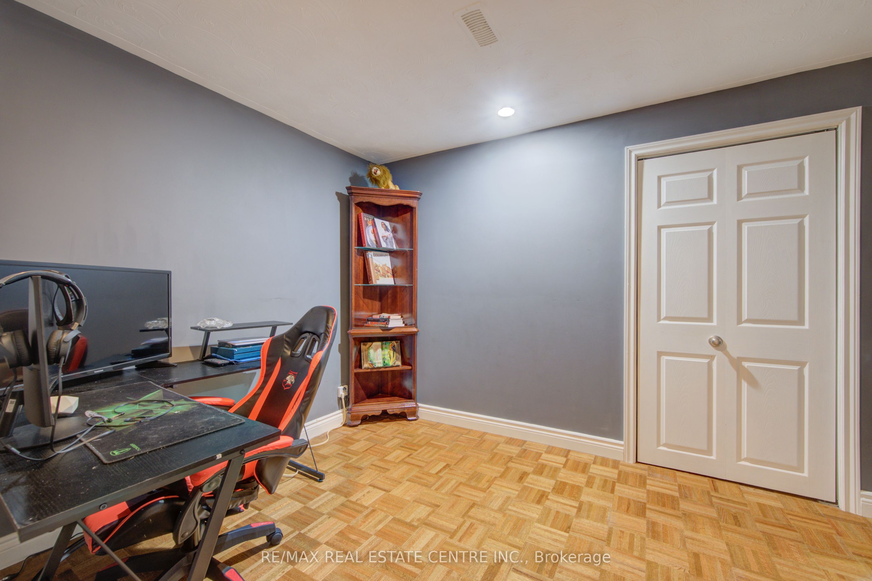 51 Copperfield Drive Property Photo 39