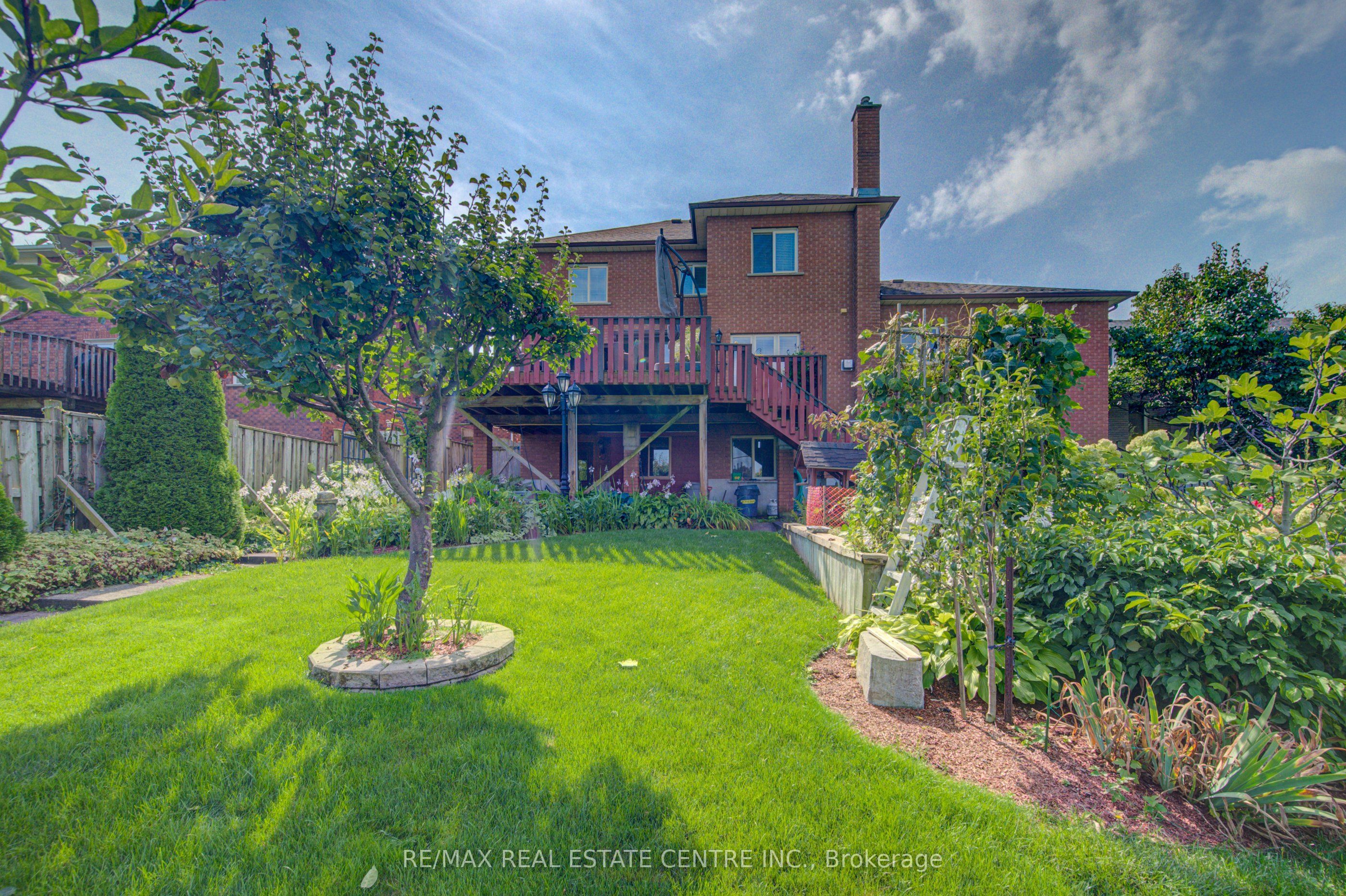 51 Copperfield Drive Property Photo 40