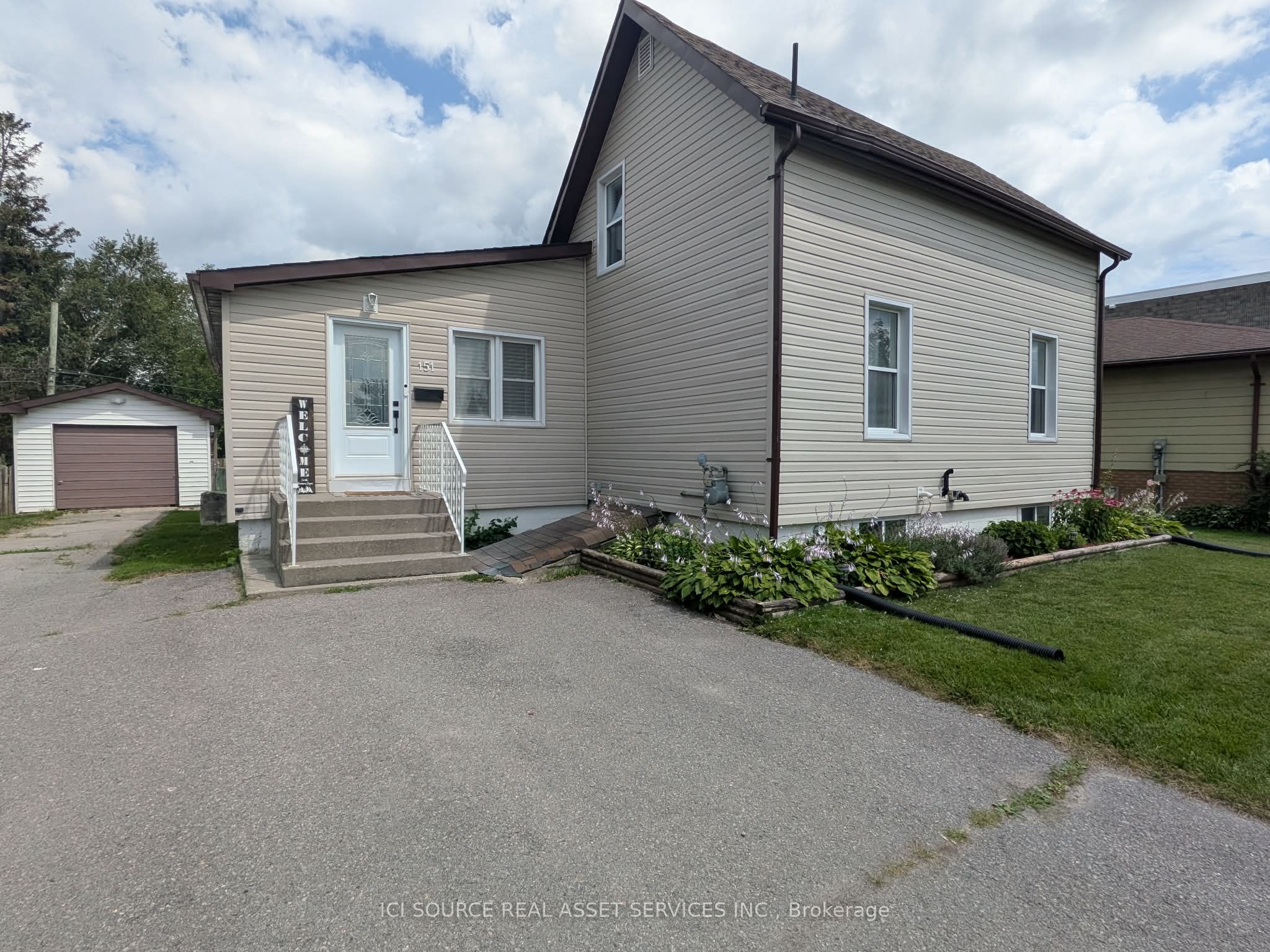151 Singleton Drive Property Photo 2