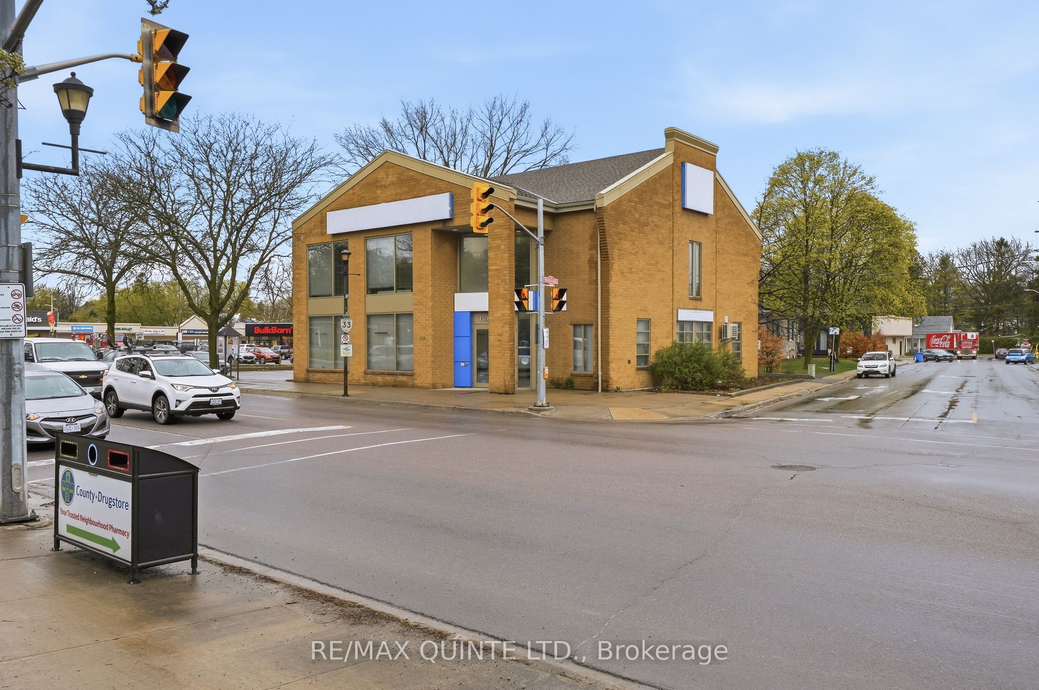 115 Picton Main Street Property Photo 1