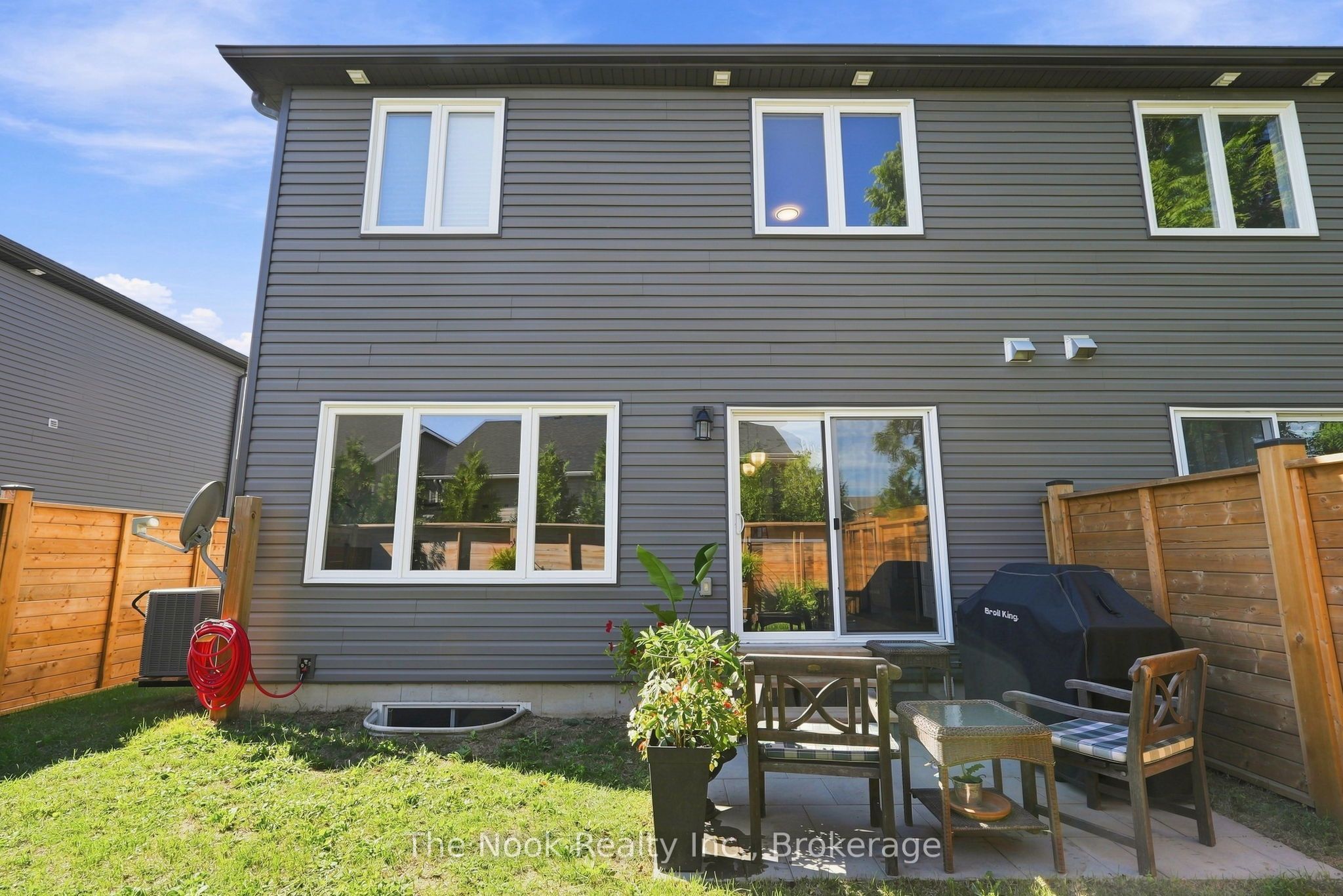 30 Campbell Crescent Property Photo 38