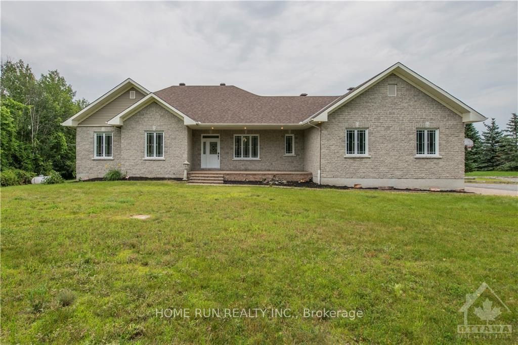840 David Manchester Road Property Photo 1