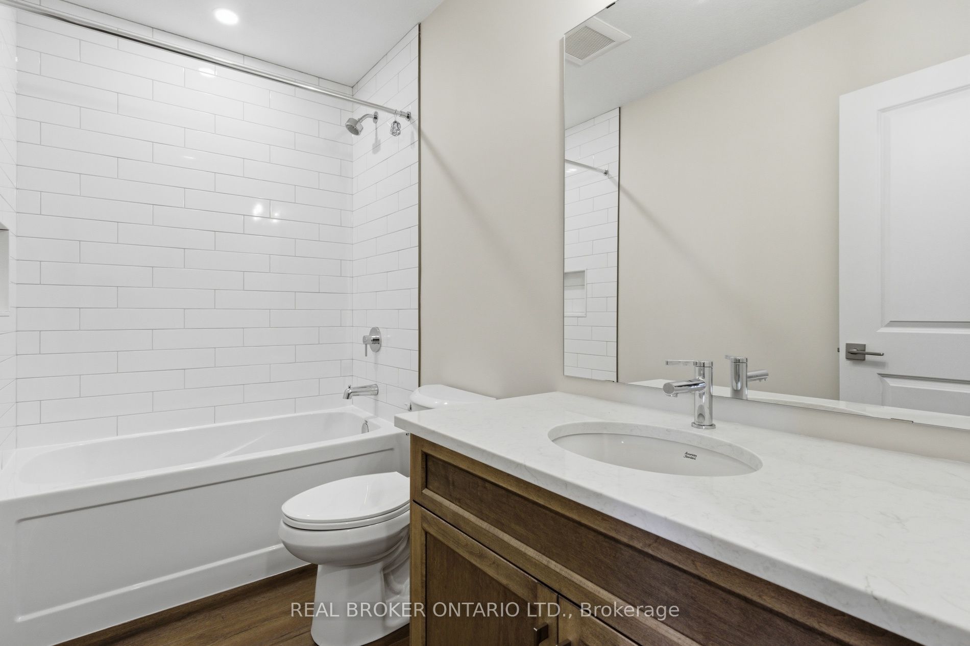 29 Weymouth Street 20 Property Photo 28