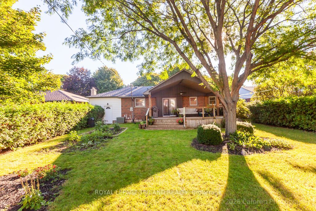 315 Bloxam Avenue Property Photo 5