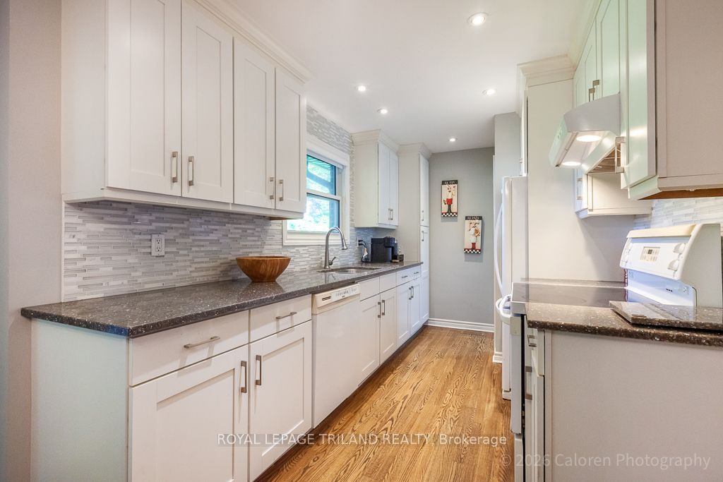 315 Bloxam Avenue Property Photo 22