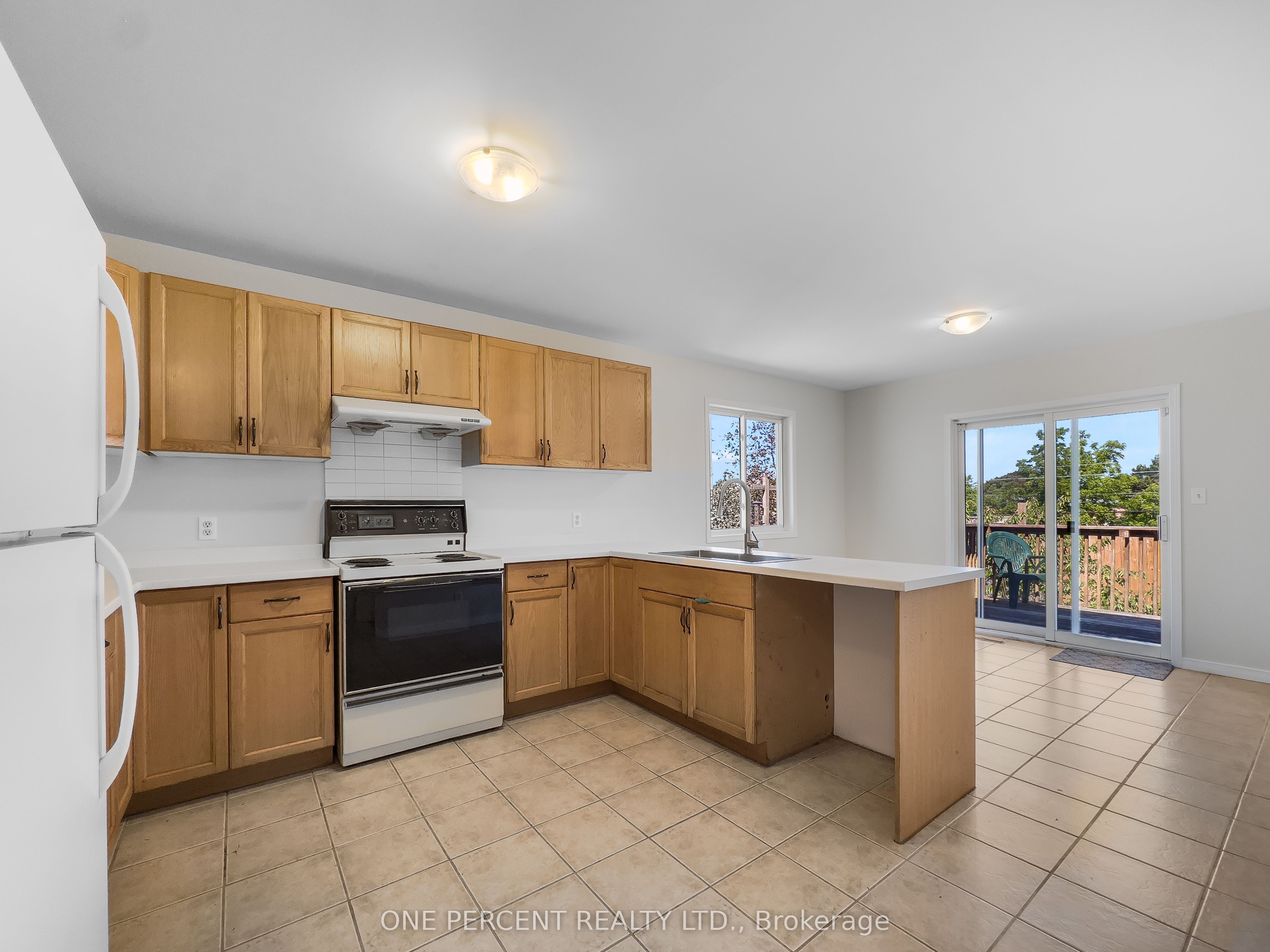 27 Faraday Gardens Property Photo 6