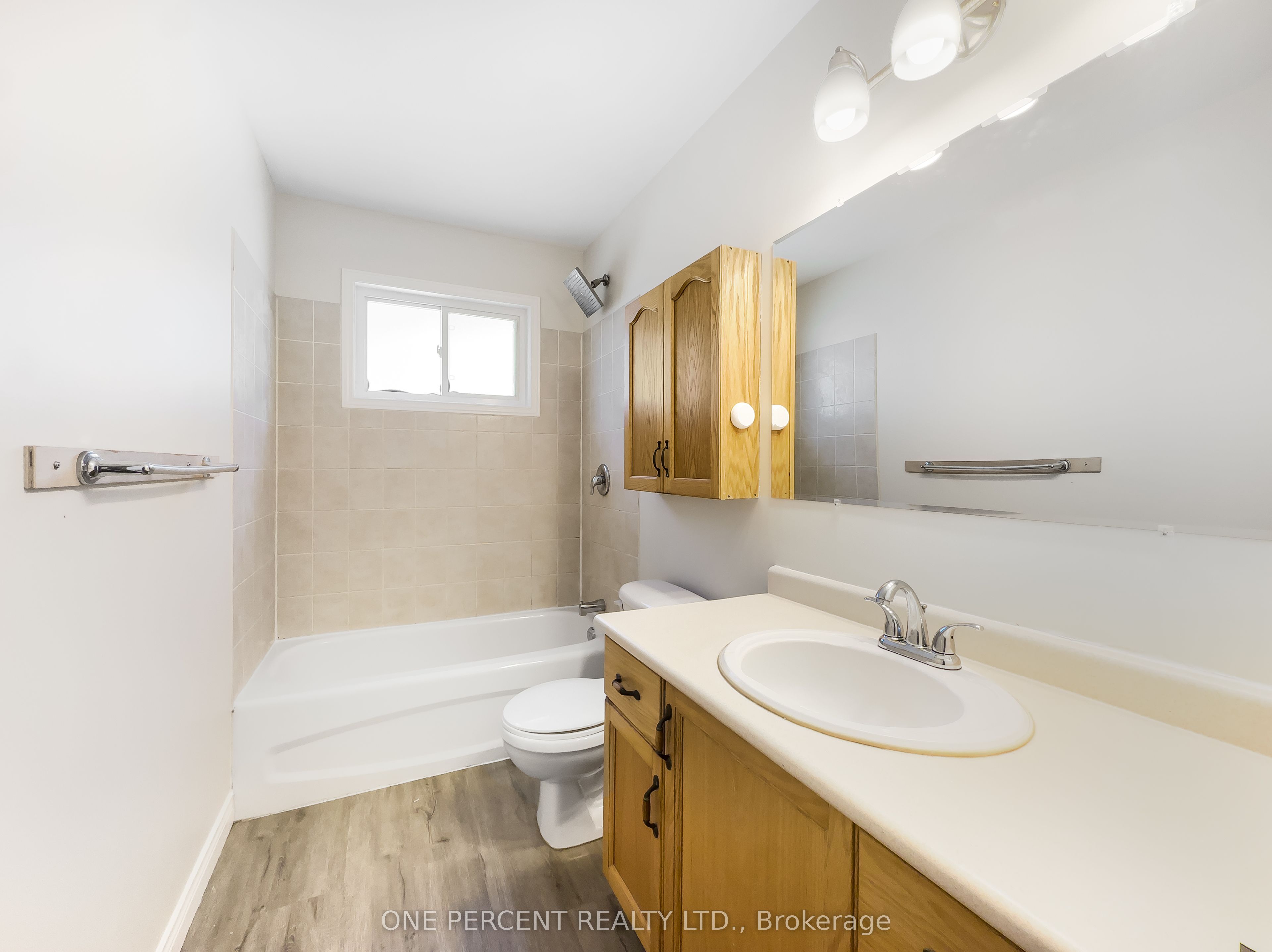 27 Faraday Gardens Property Photo 12