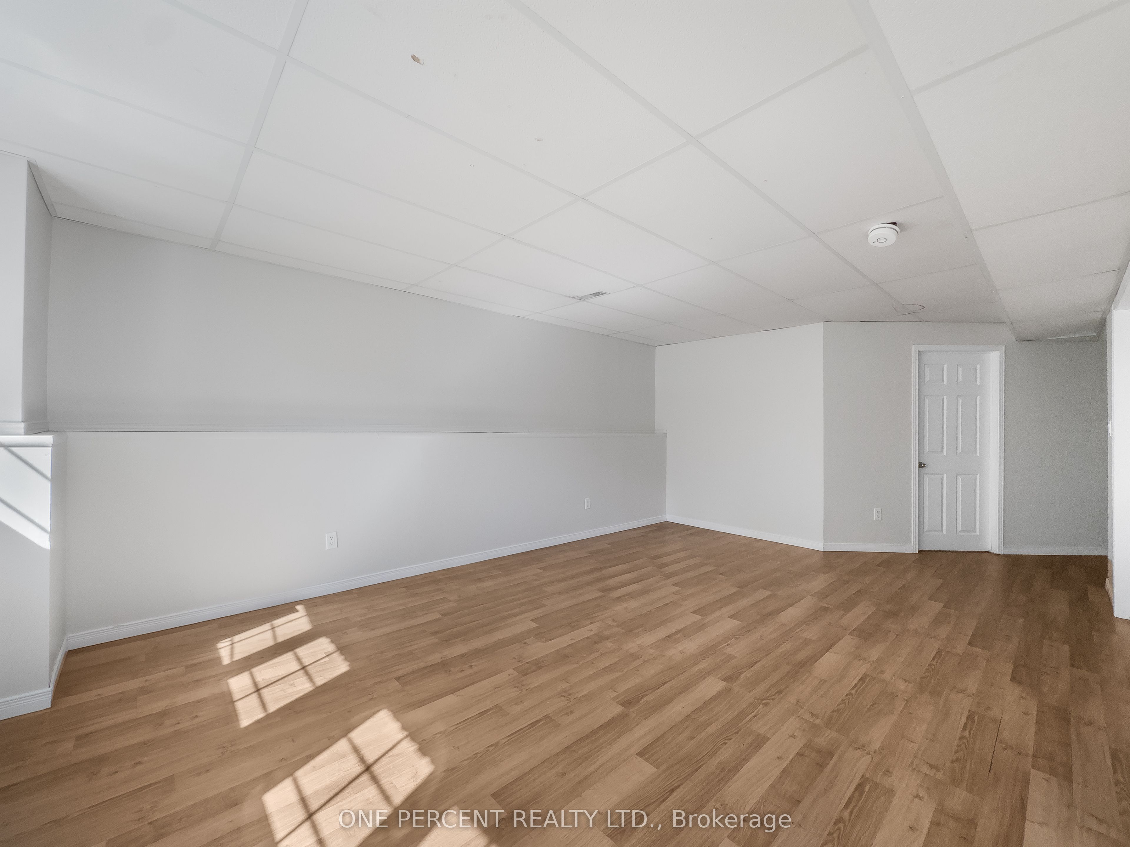 27 Faraday Gardens Property Photo 16
