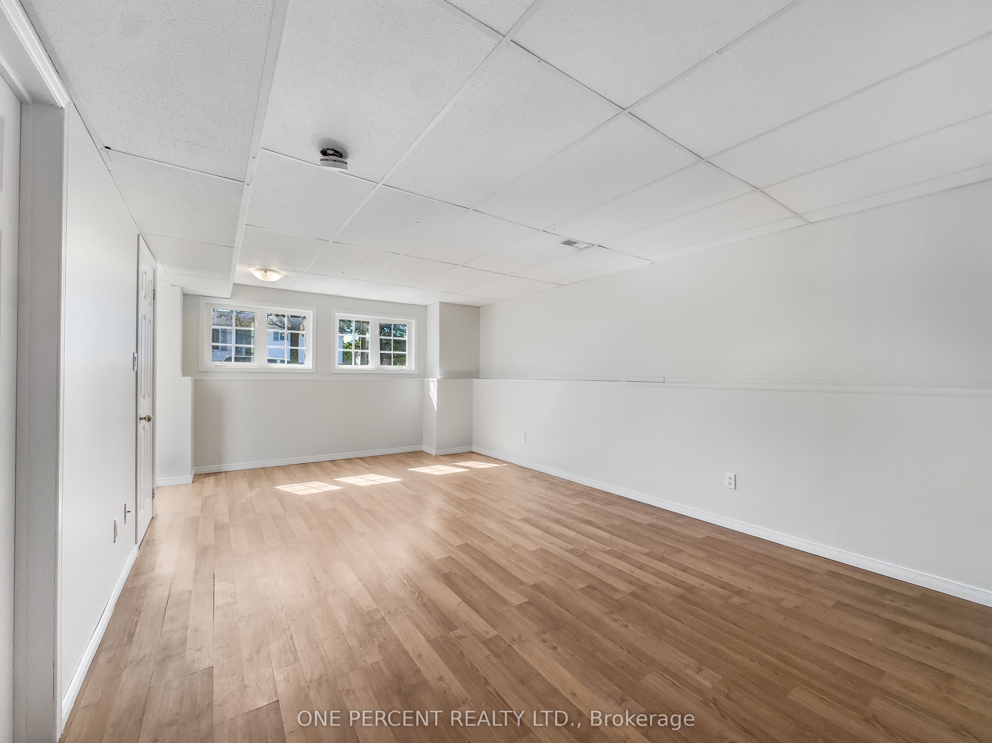 27 Faraday Gardens Property Photo 17