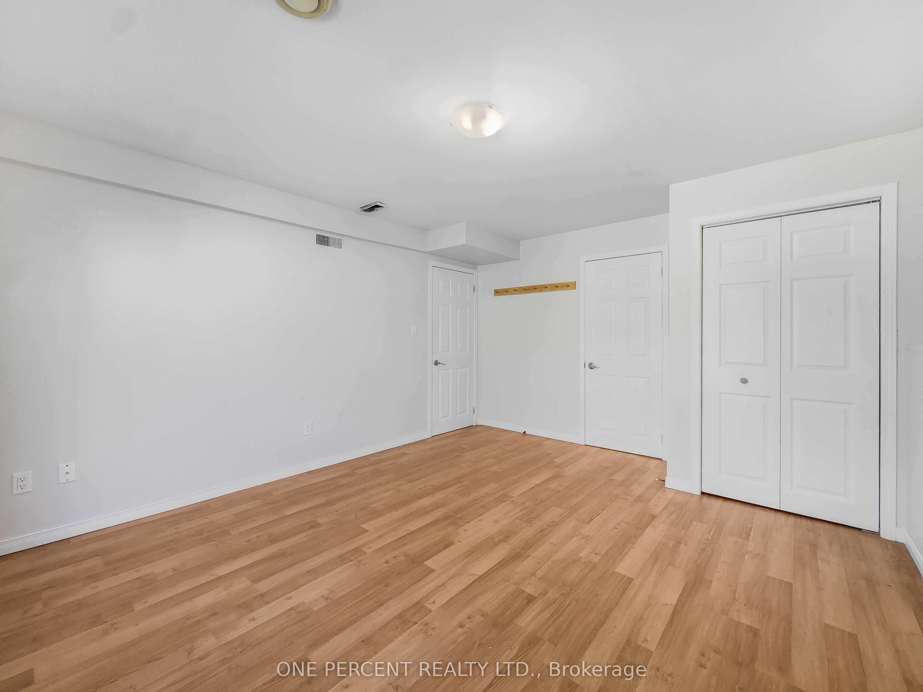 27 Faraday Gardens Property Photo 19