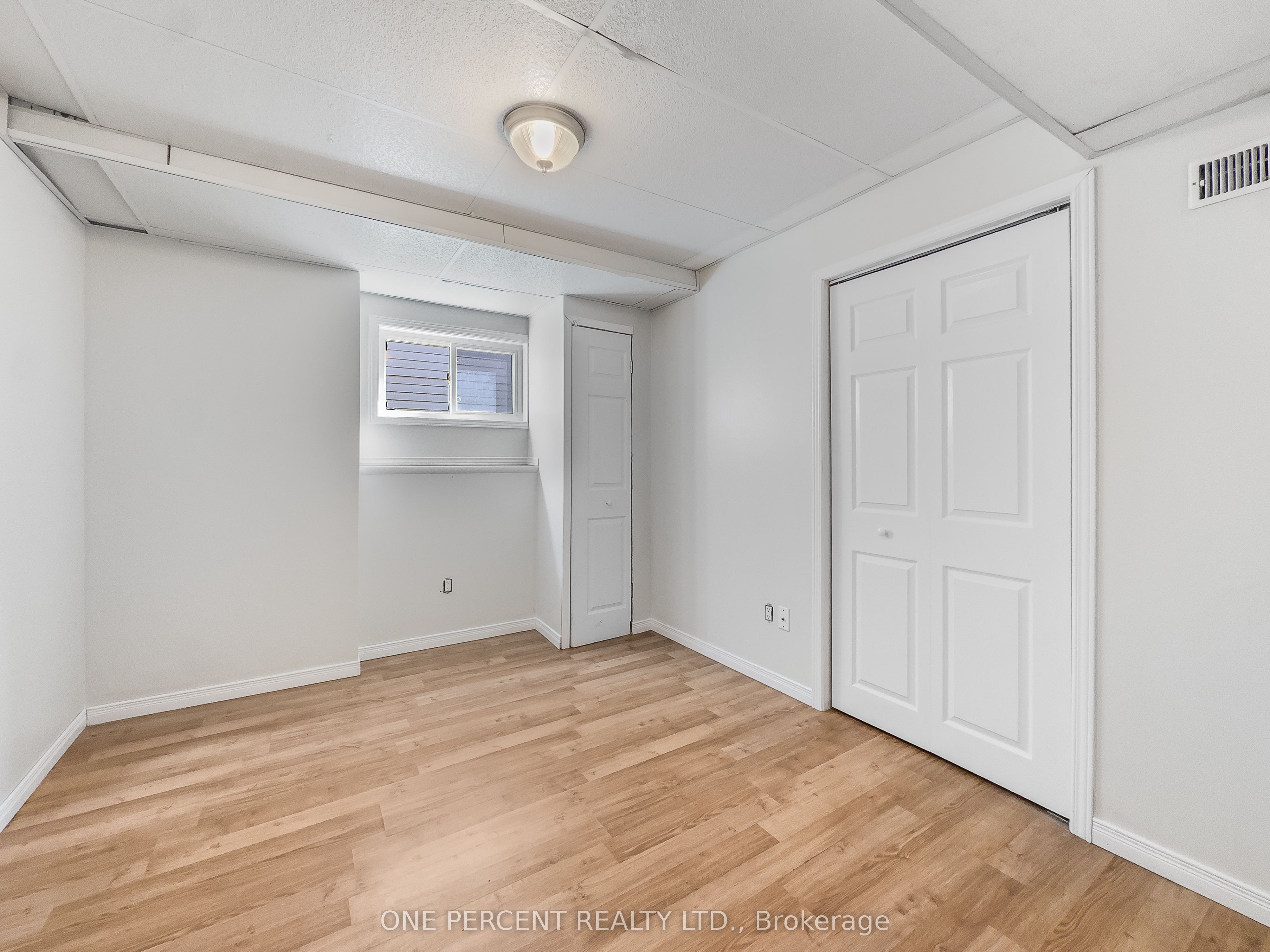 27 Faraday Gardens Property Photo 21