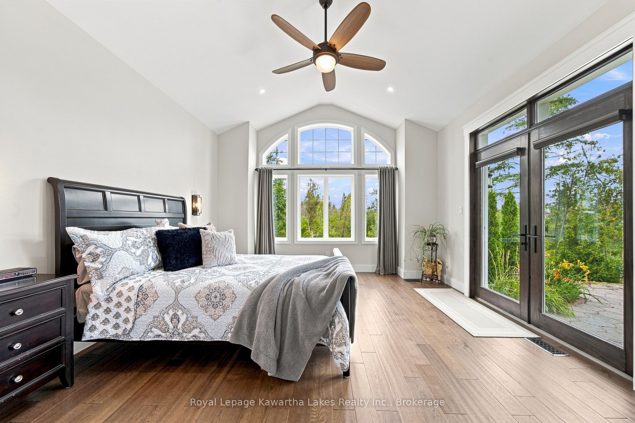 32 Mclarens Creek Road Property Photo 5