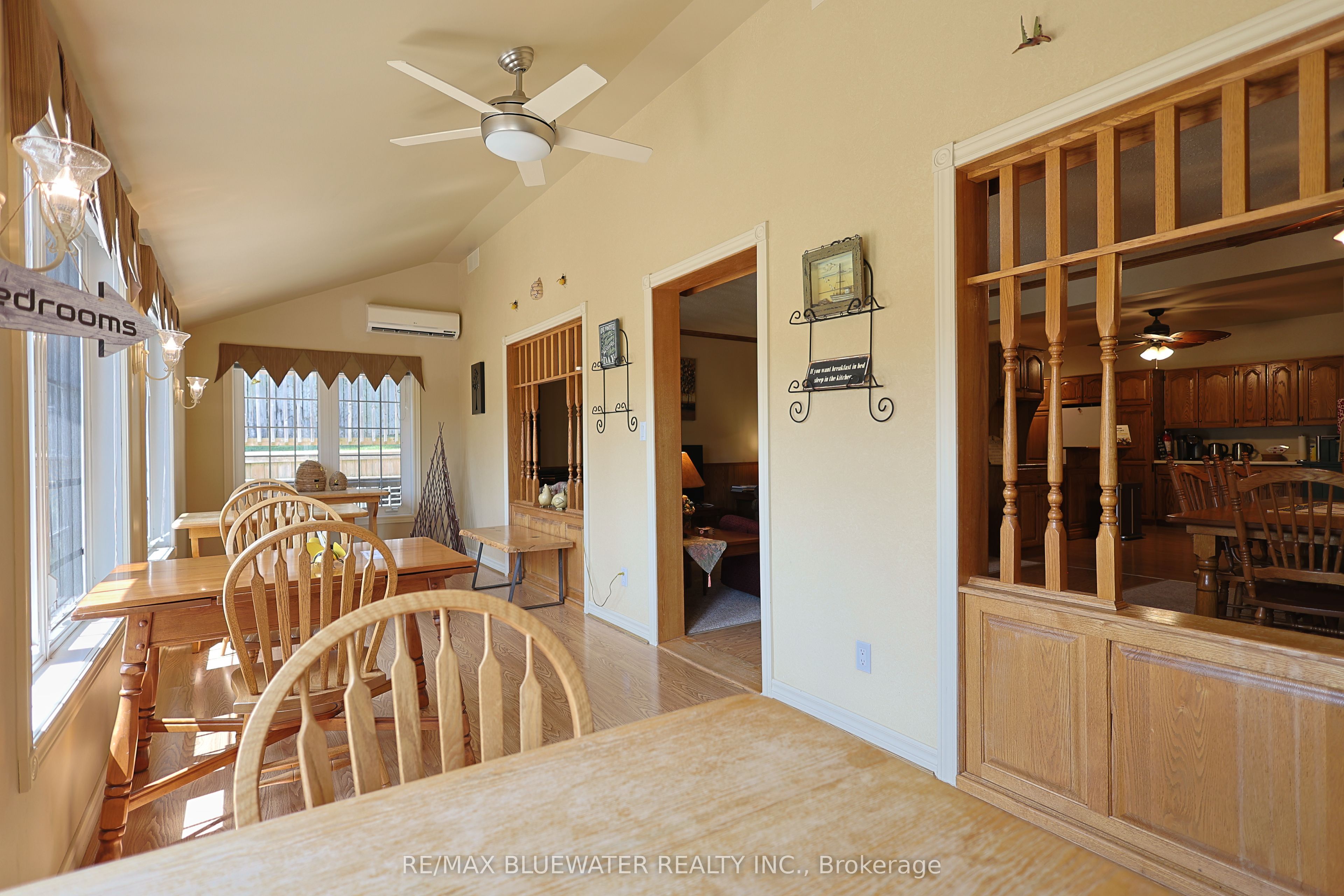 7196 Outer Drive Property Photo 14