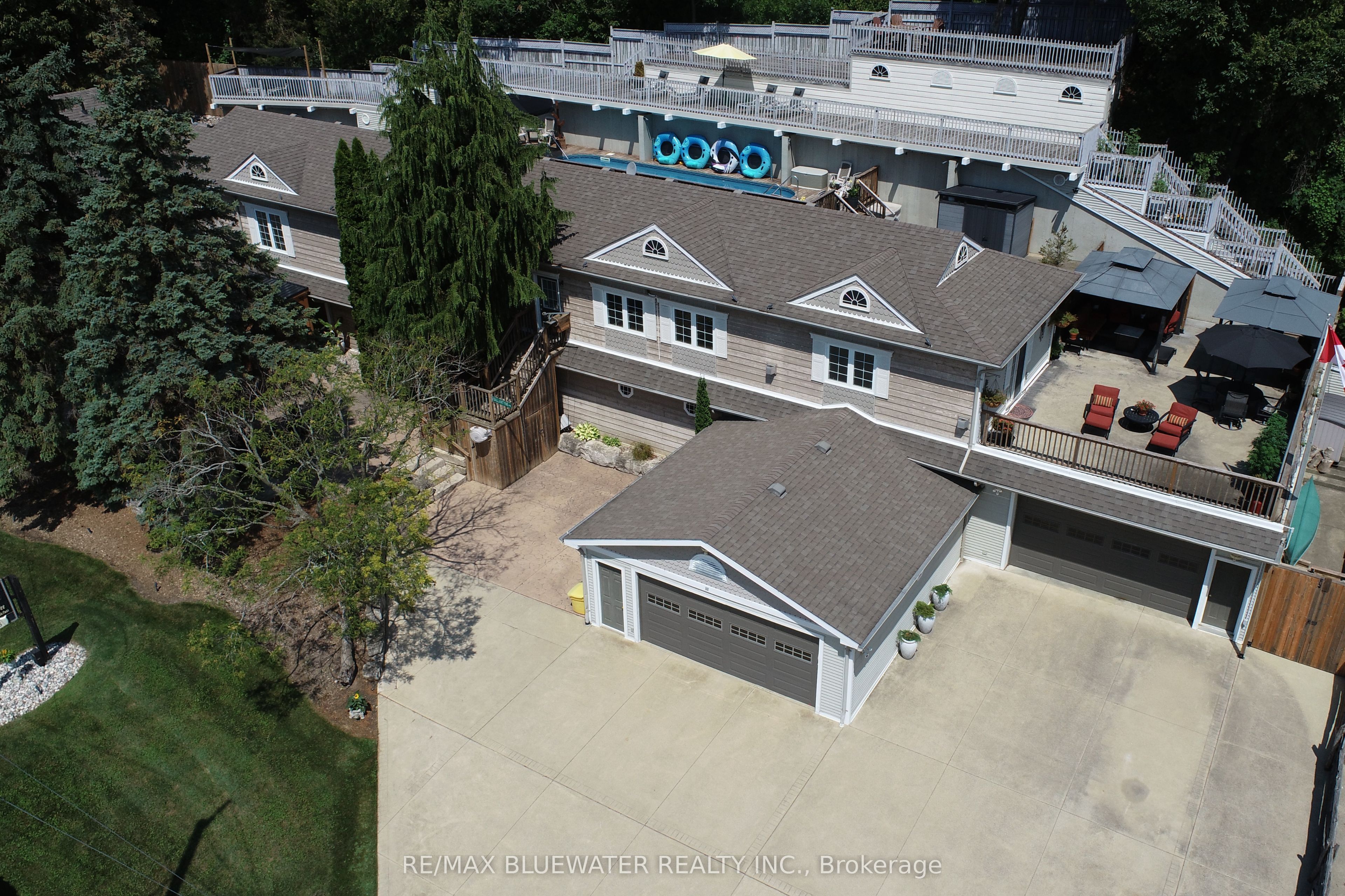 7196 Outer Drive Property Photo 26