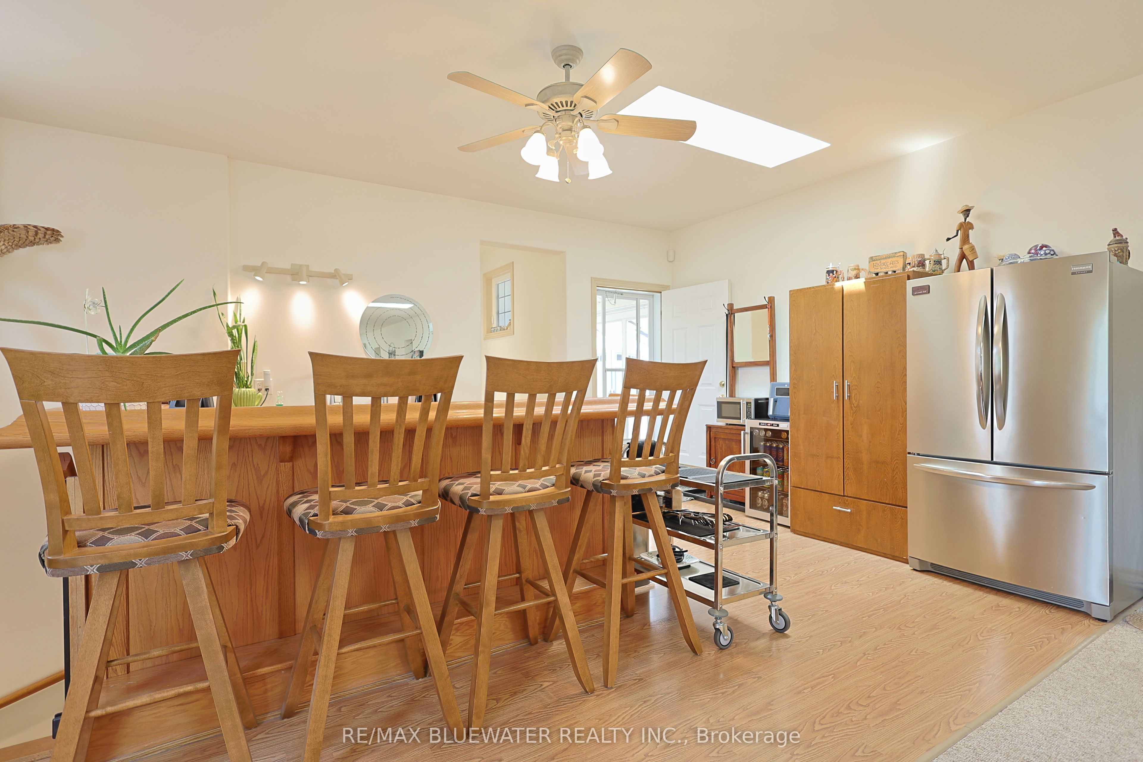 7196 Outer Drive Property Photo 33