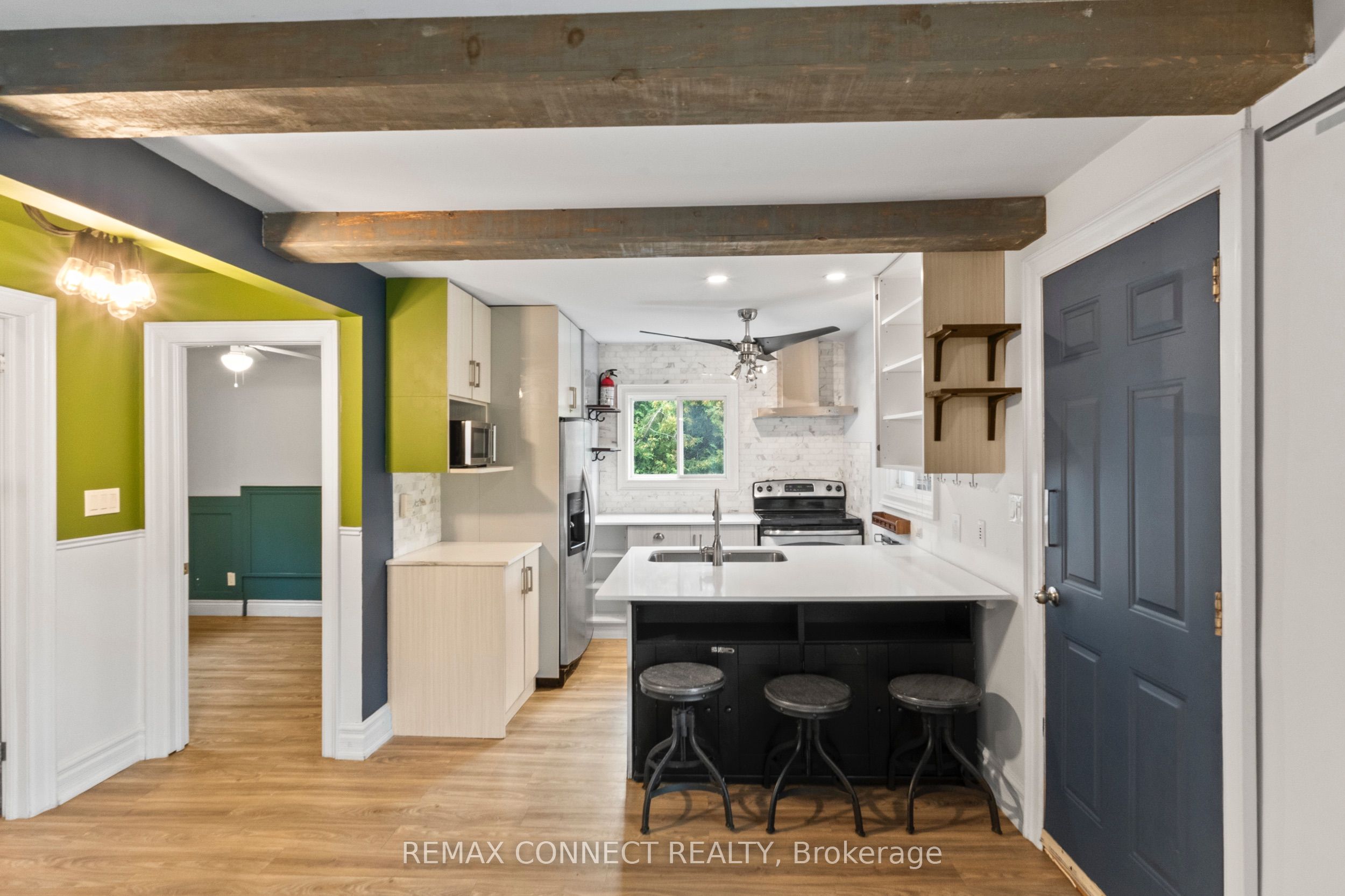 164 Harbour Street Property Photo 5