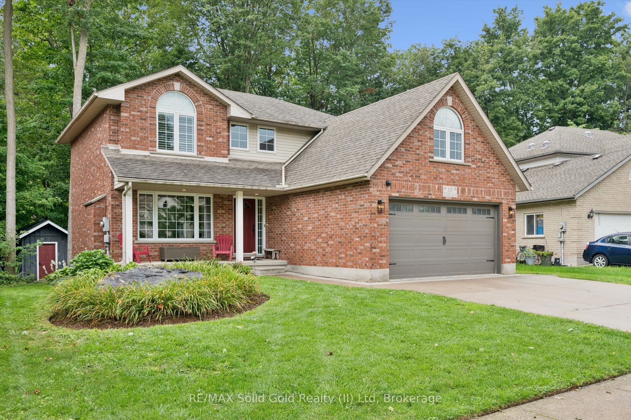 10 Merner Place Property Photo 2