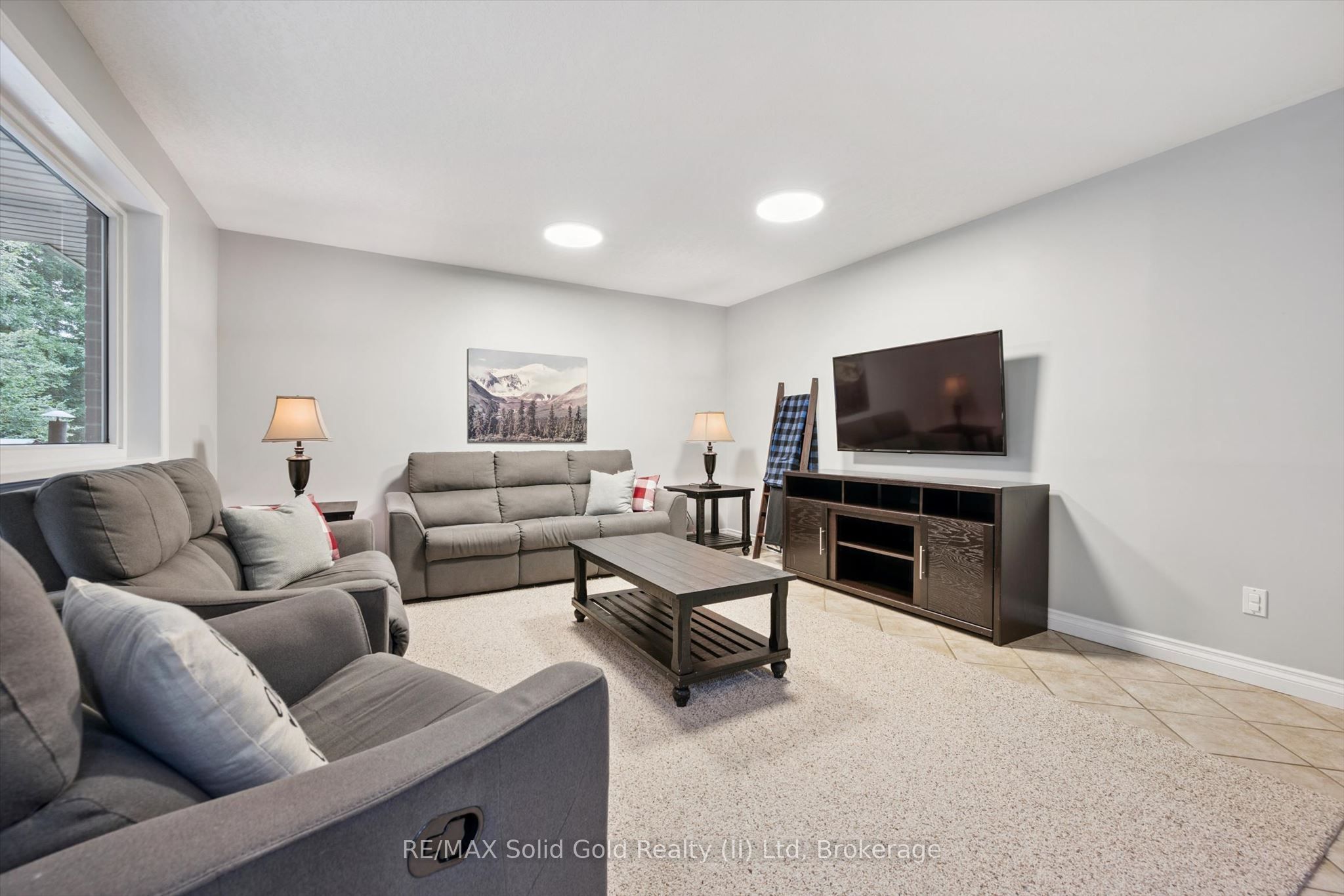 10 Merner Place Property Photo 14