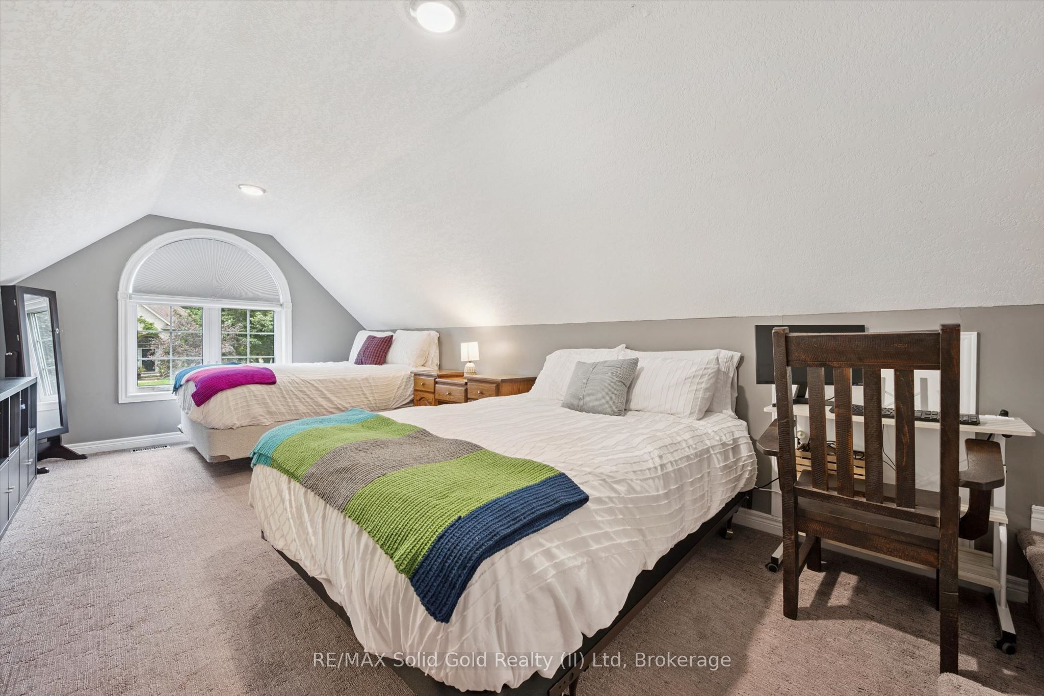 10 Merner Place Property Photo 19