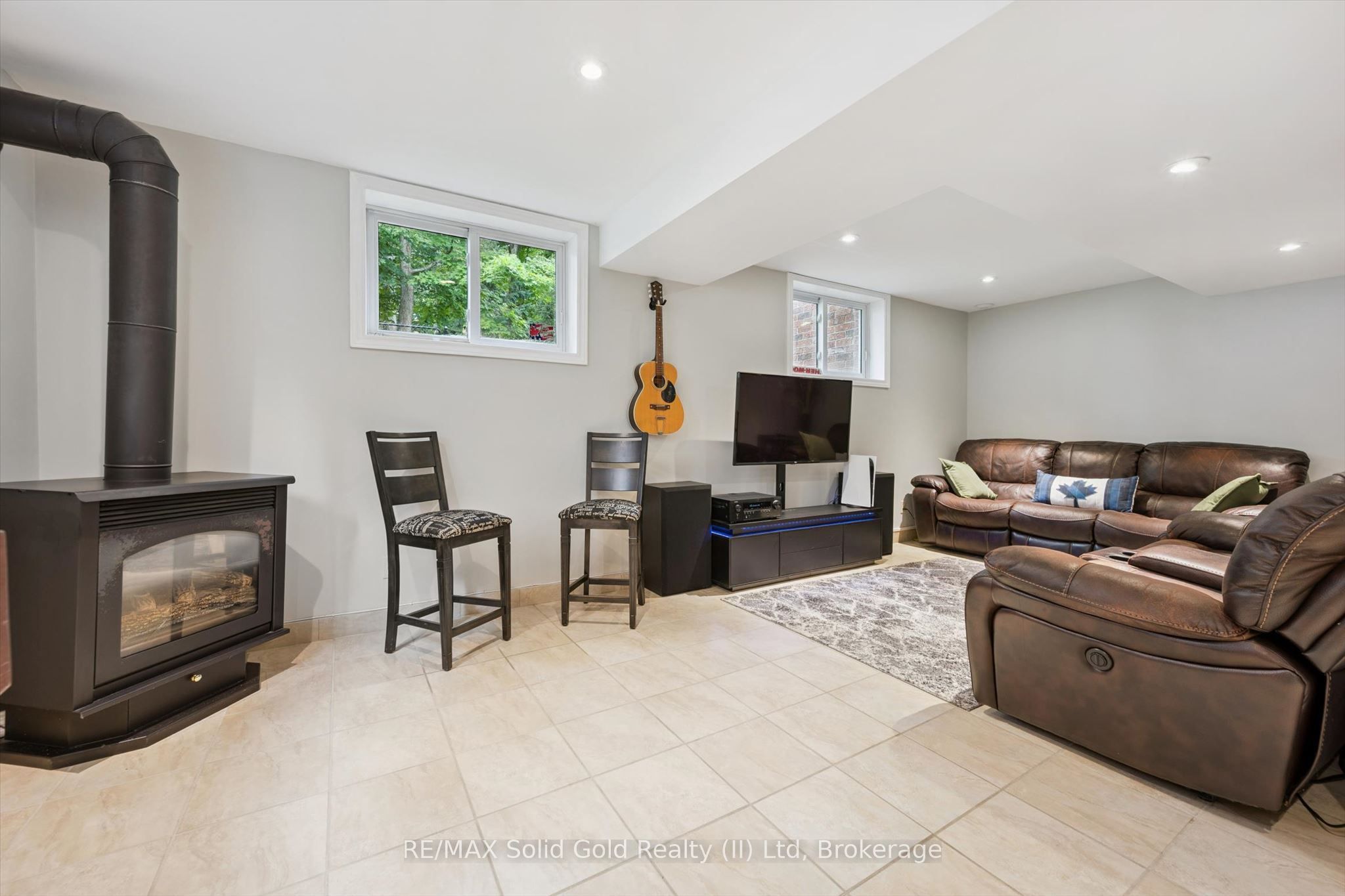 10 Merner Place Property Photo 33