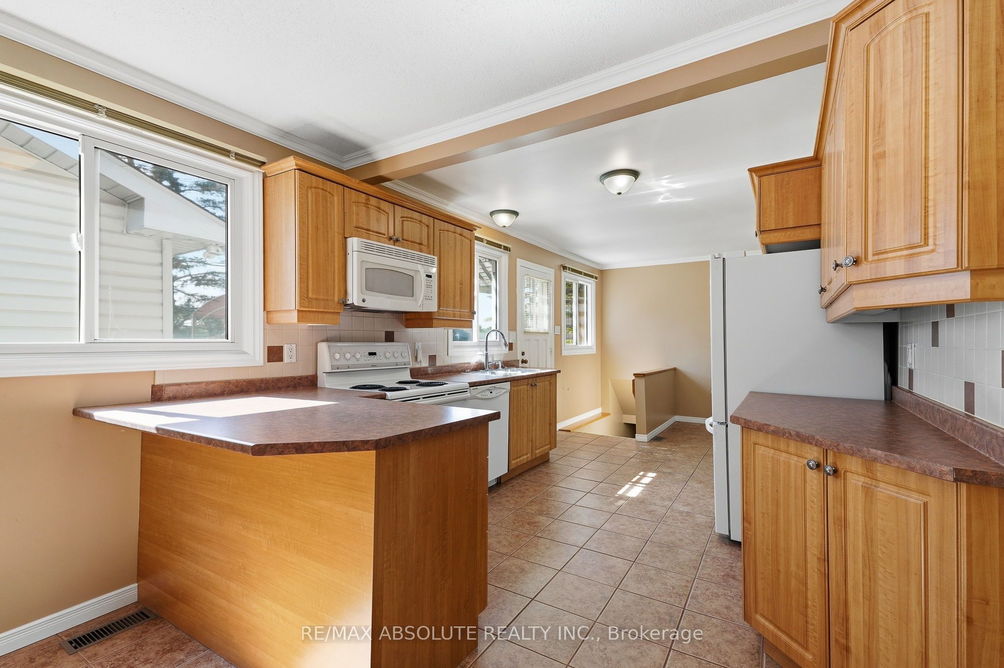 346 Galloway Drive Property Photo 9