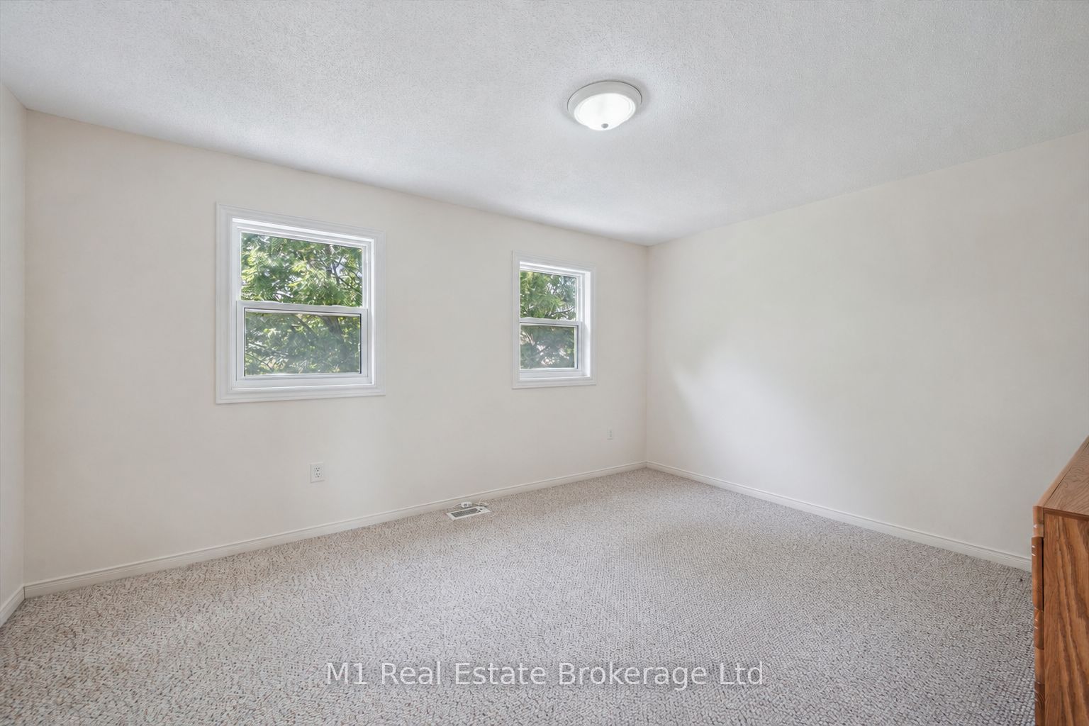 426 Grange Road 55 Property Photo 14