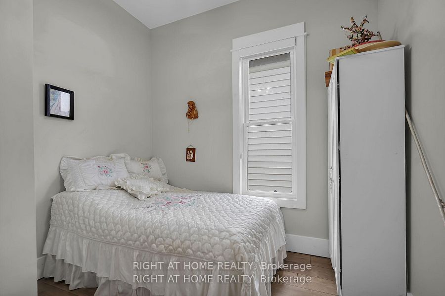 7 Myrtle Street Property Photo 15