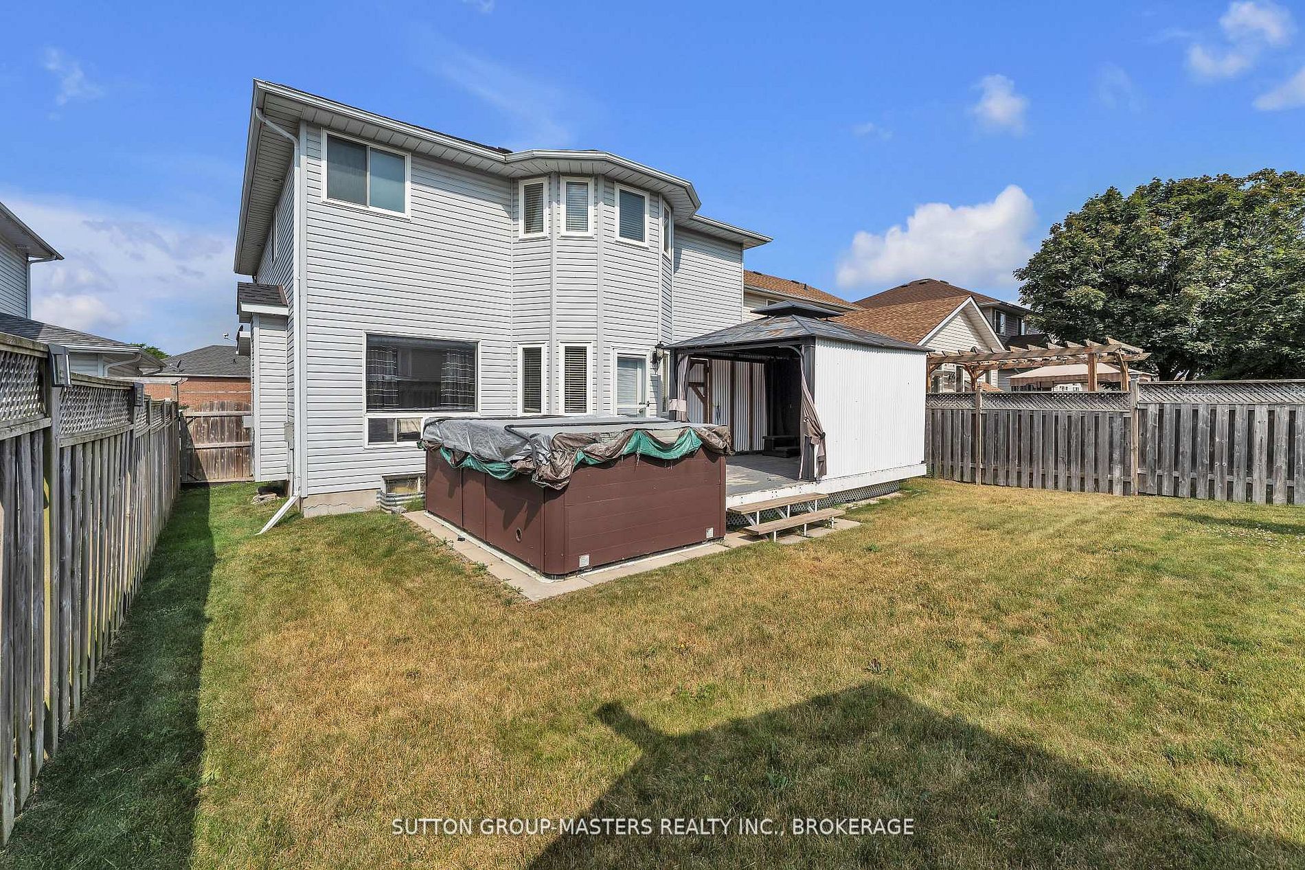 384 Emerald Street Property Photo 34