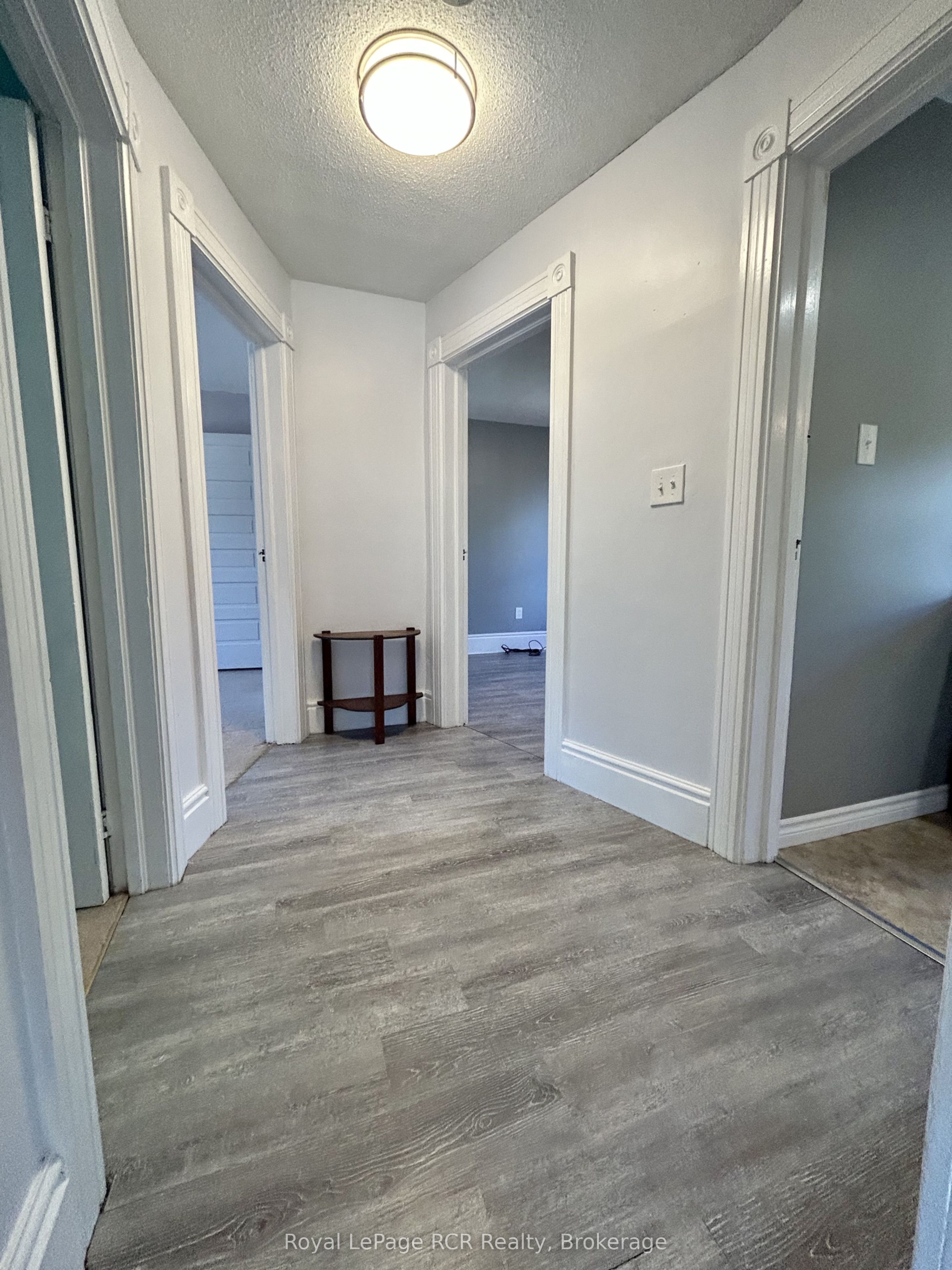 962 7th Avenue E Property Photo 11