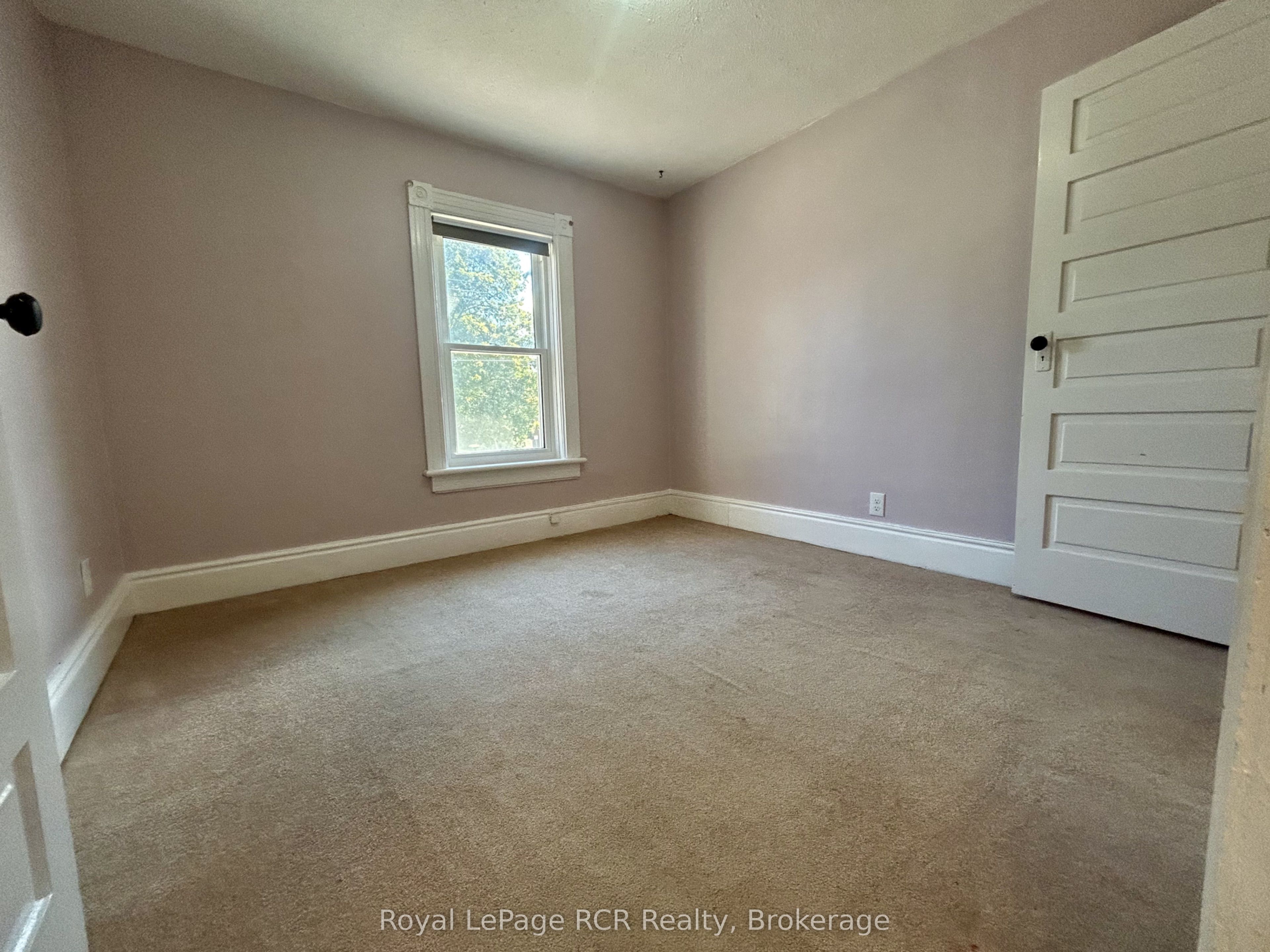 962 7th Avenue E Property Photo 13