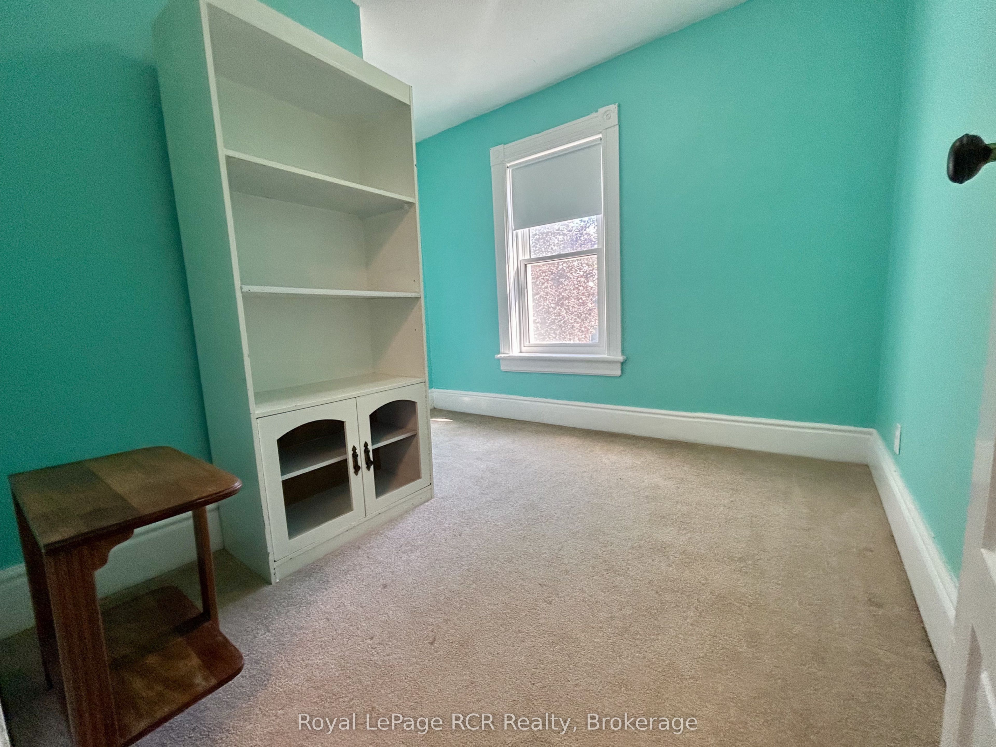 962 7th Avenue E Property Photo 14