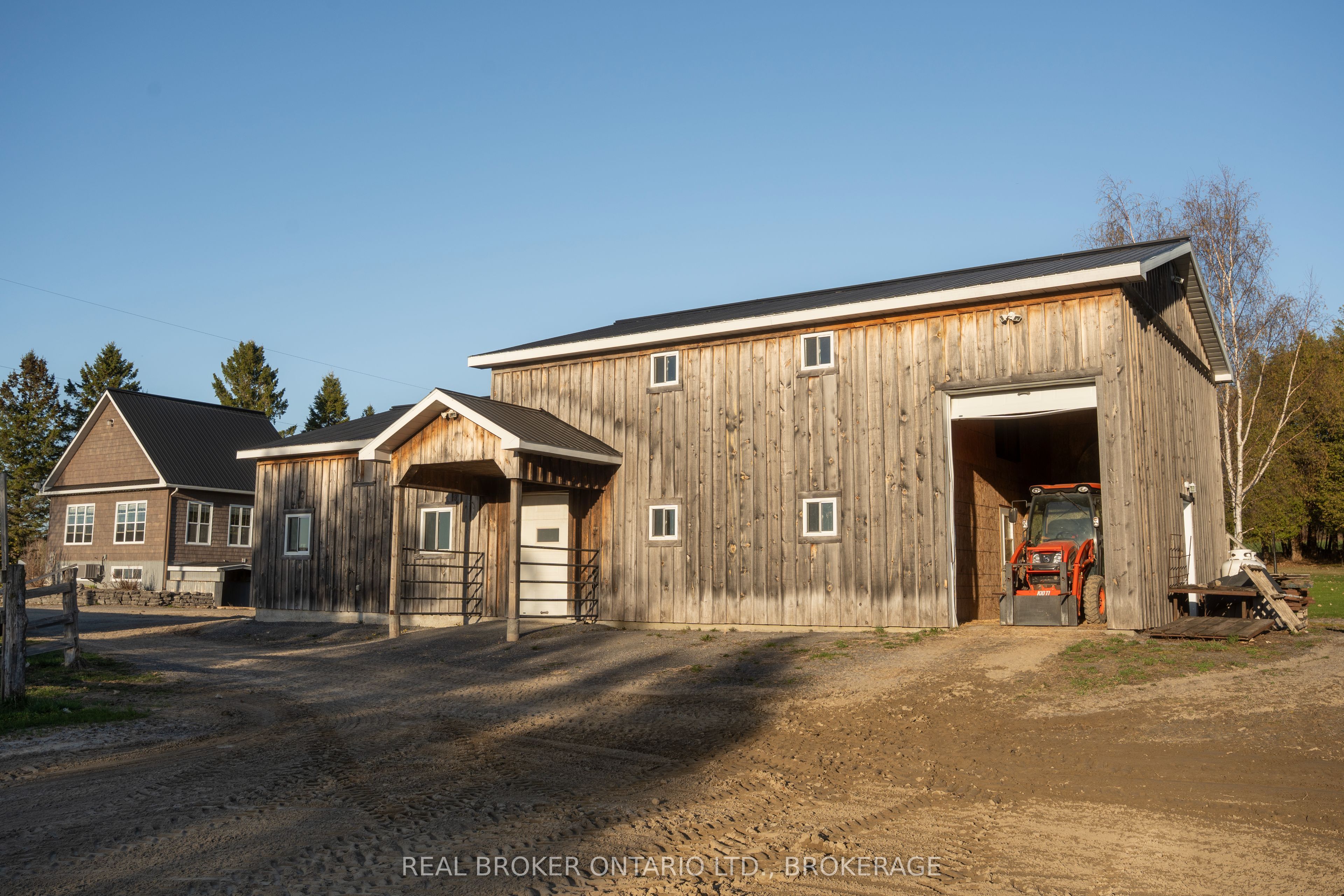 1850 Ridge Road W Property Photo 4