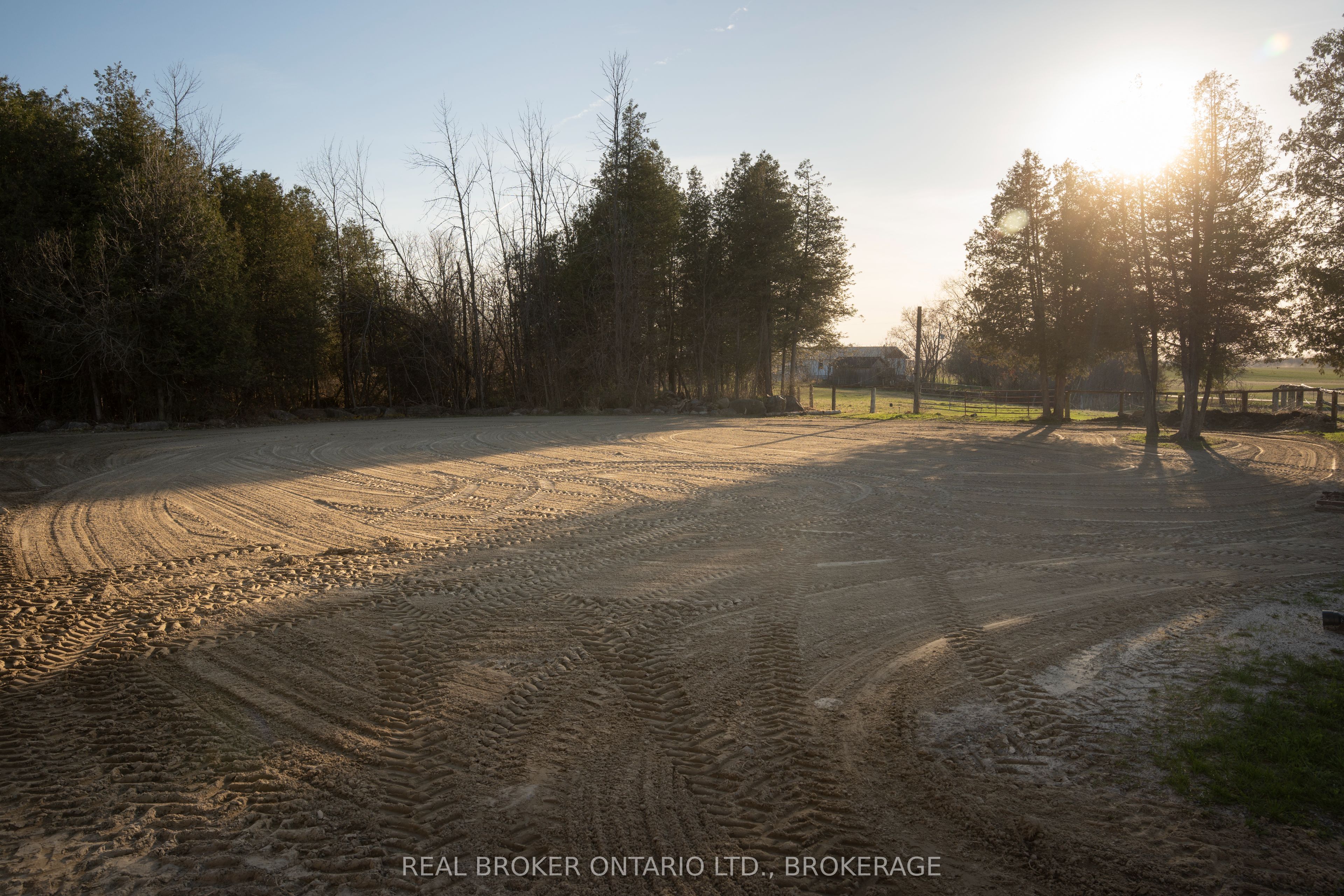 1850 Ridge Road W Property Photo 13