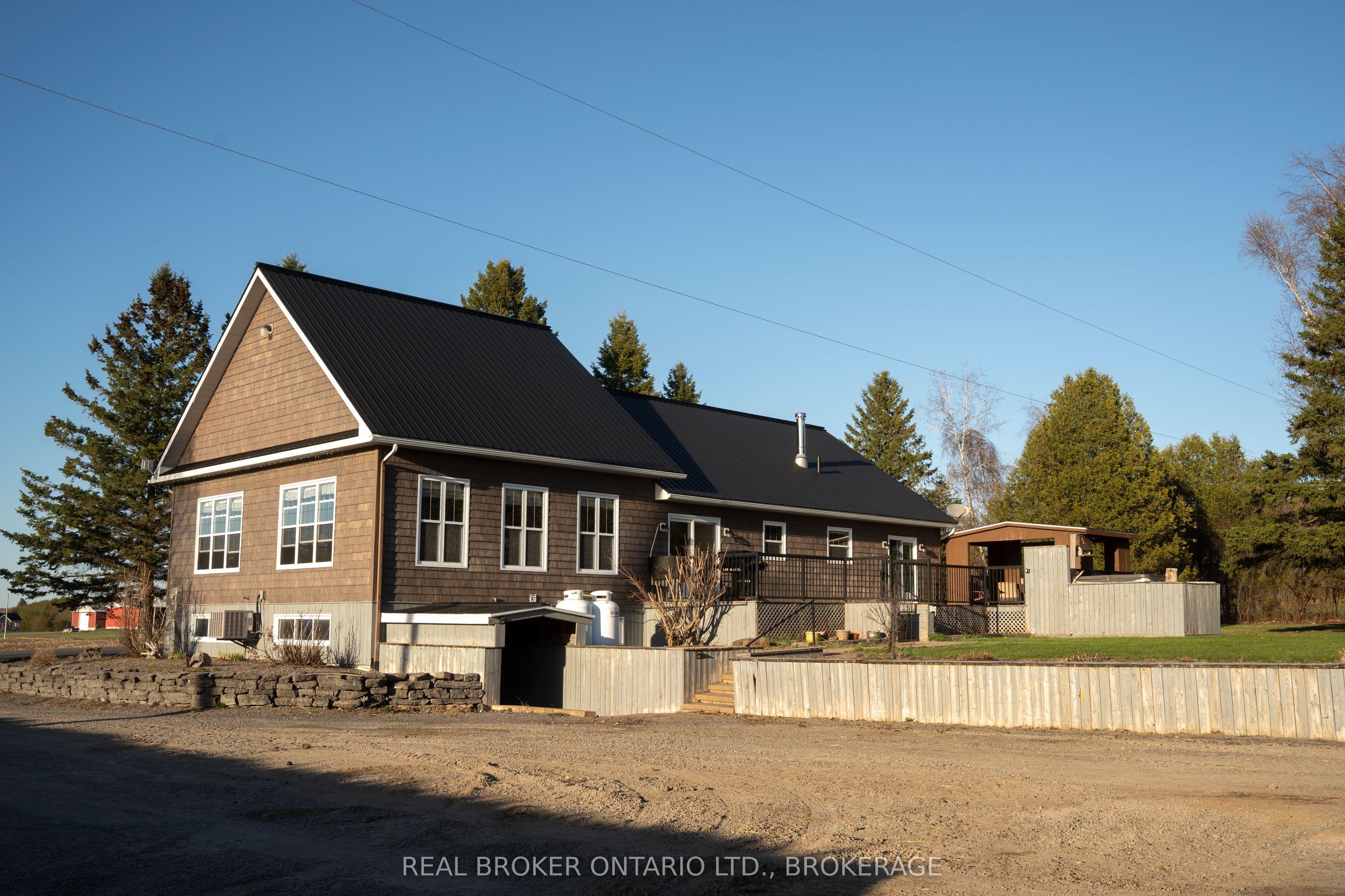 1850 Ridge Road W Property Photo 43