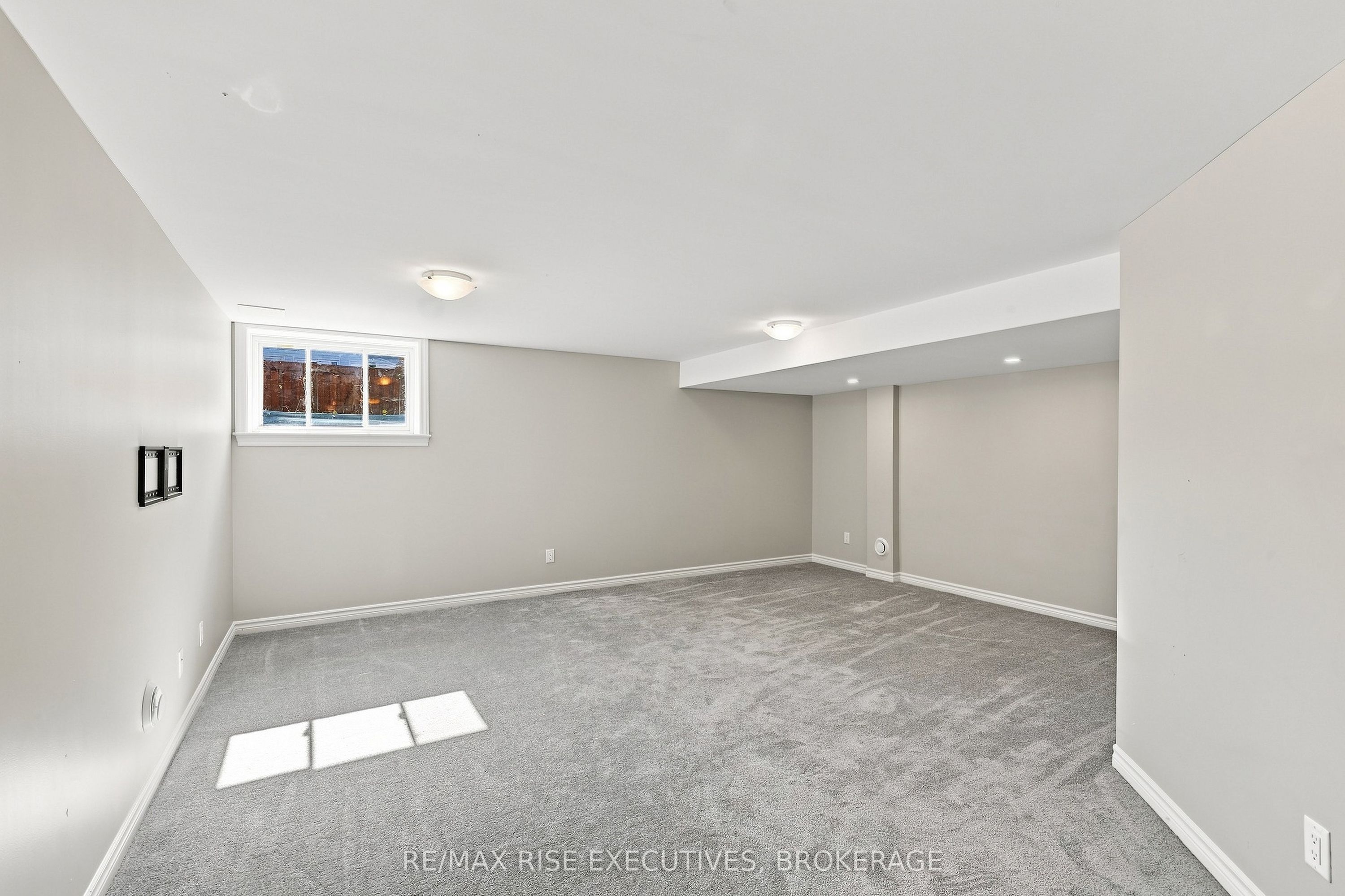 1355 Demers Avenue Property Photo 38