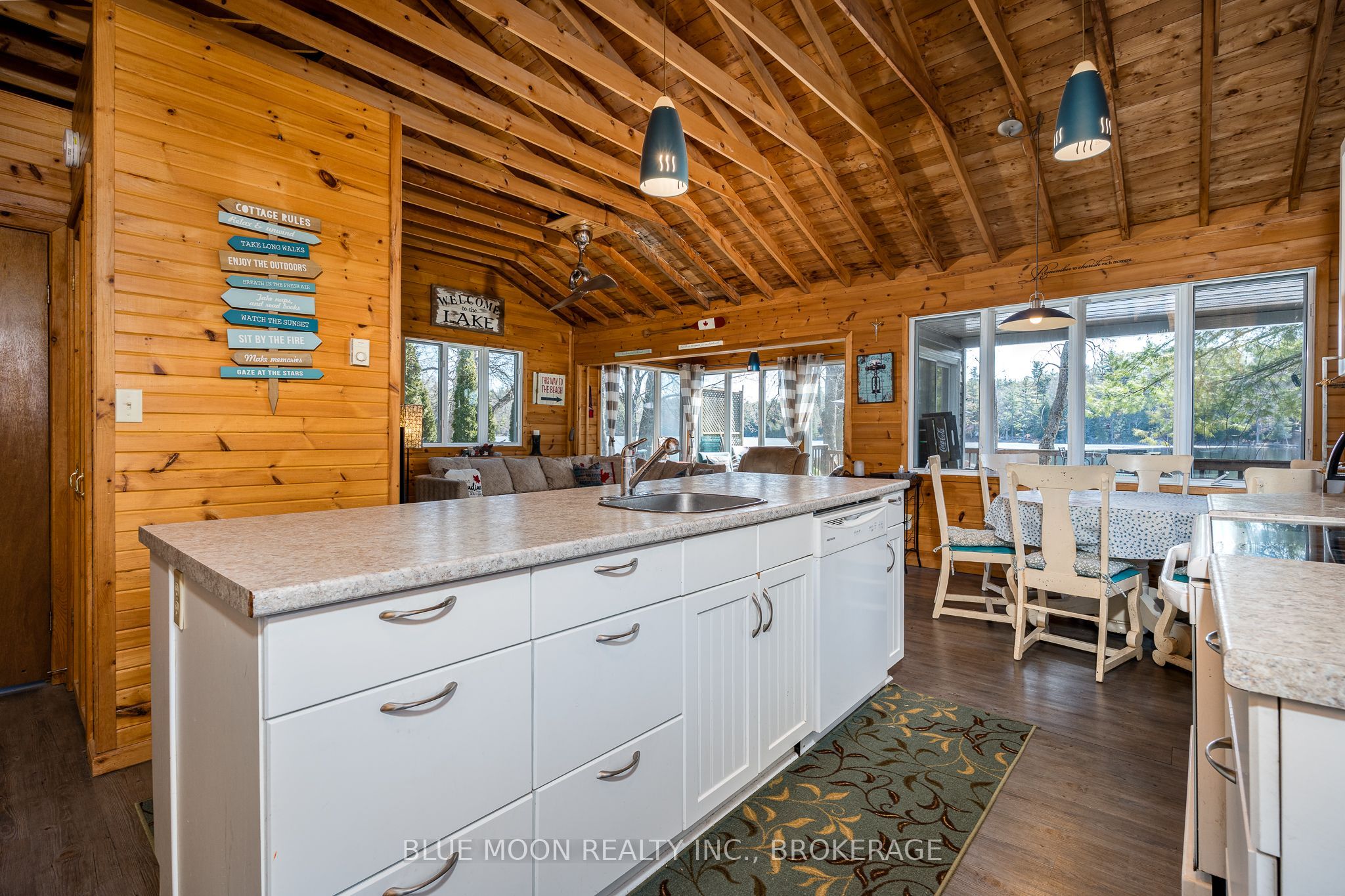 1058 Memory Lane Property Photo 11