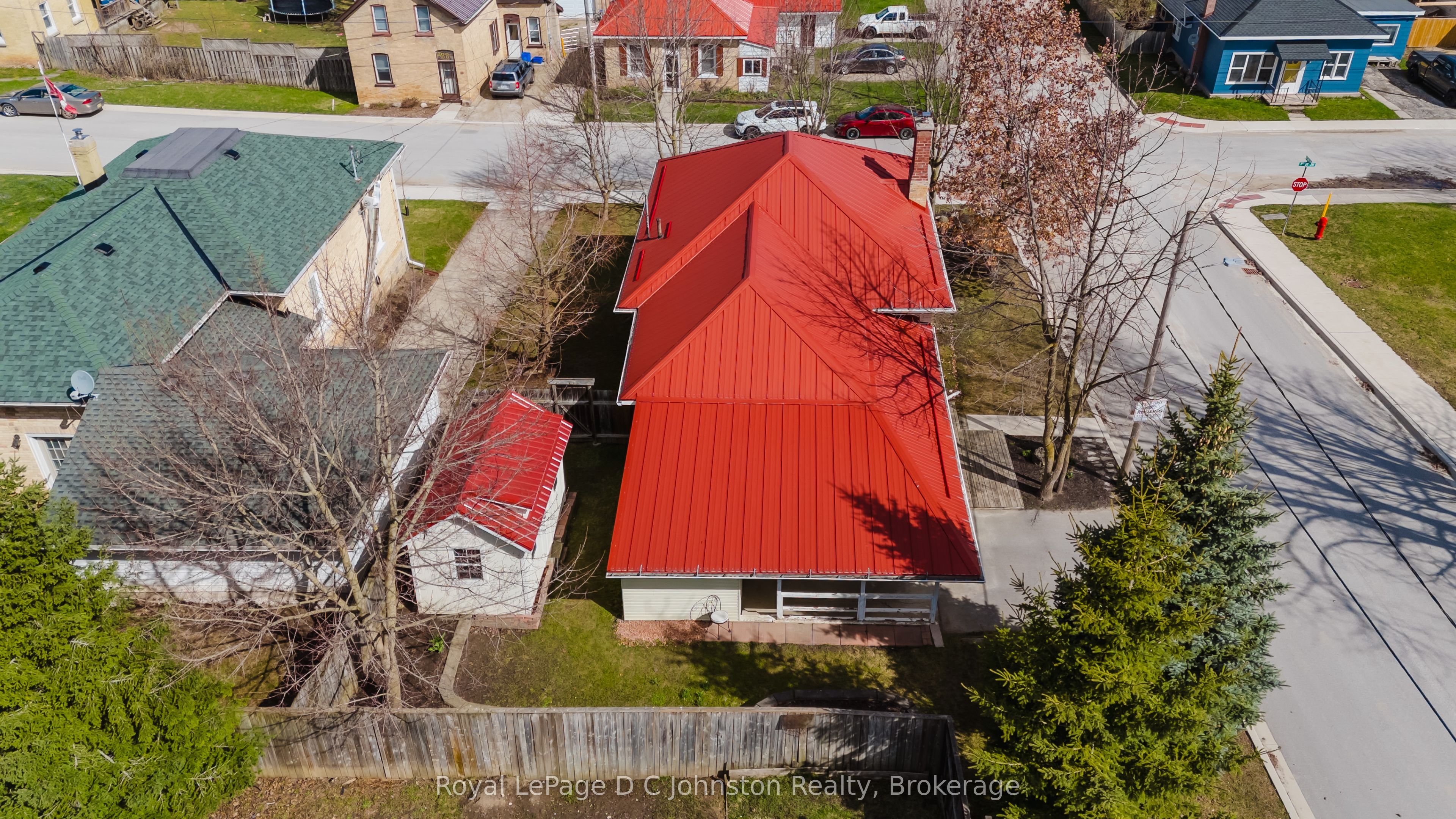 83 3rd Street Sw Property Photo 6