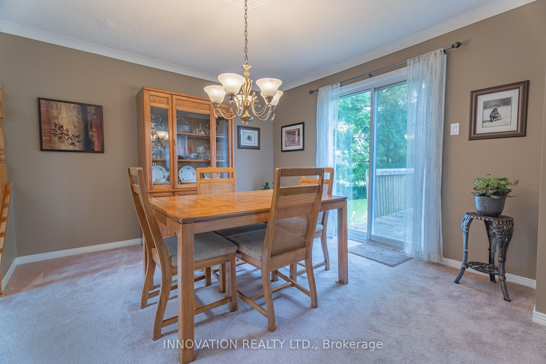 2575 Sparkle Street Property Photo 11