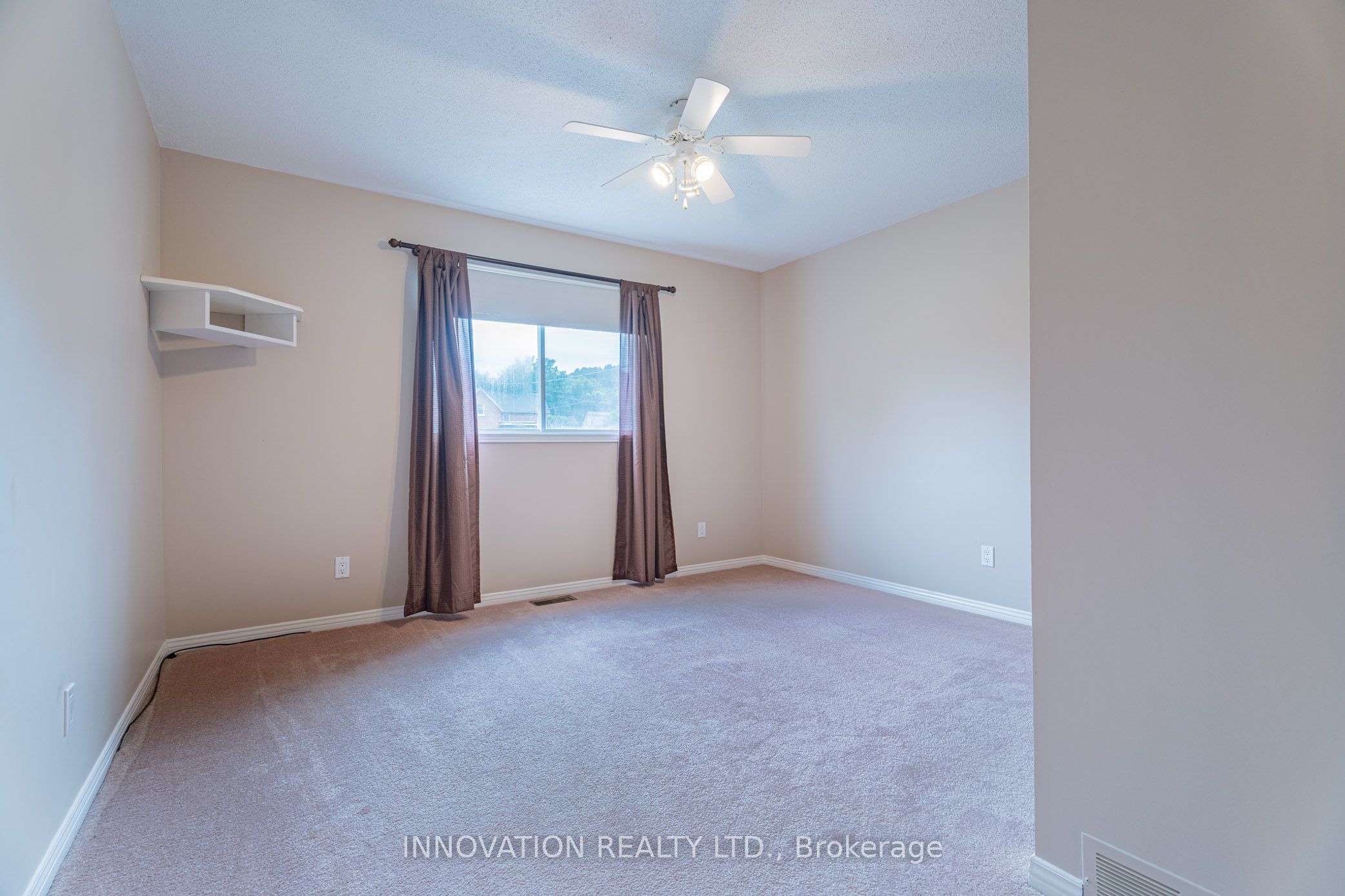 2575 Sparkle Street Property Photo 33